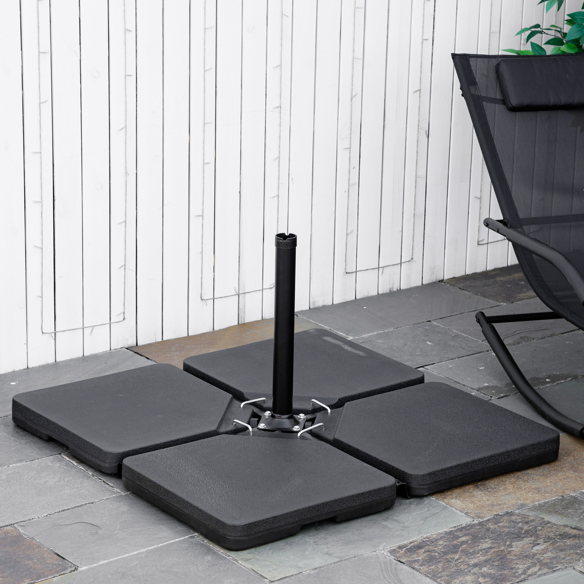 Outsunny Sonnenschirmständer Sonnenschirmfuß 4 Platten aus strapazierfähigem HDPE - Zum Befüllen mit Wasser oder Sand bis zu 60/70 kg - Abmessung 100 x 100 x 6,8 cm Schwarz