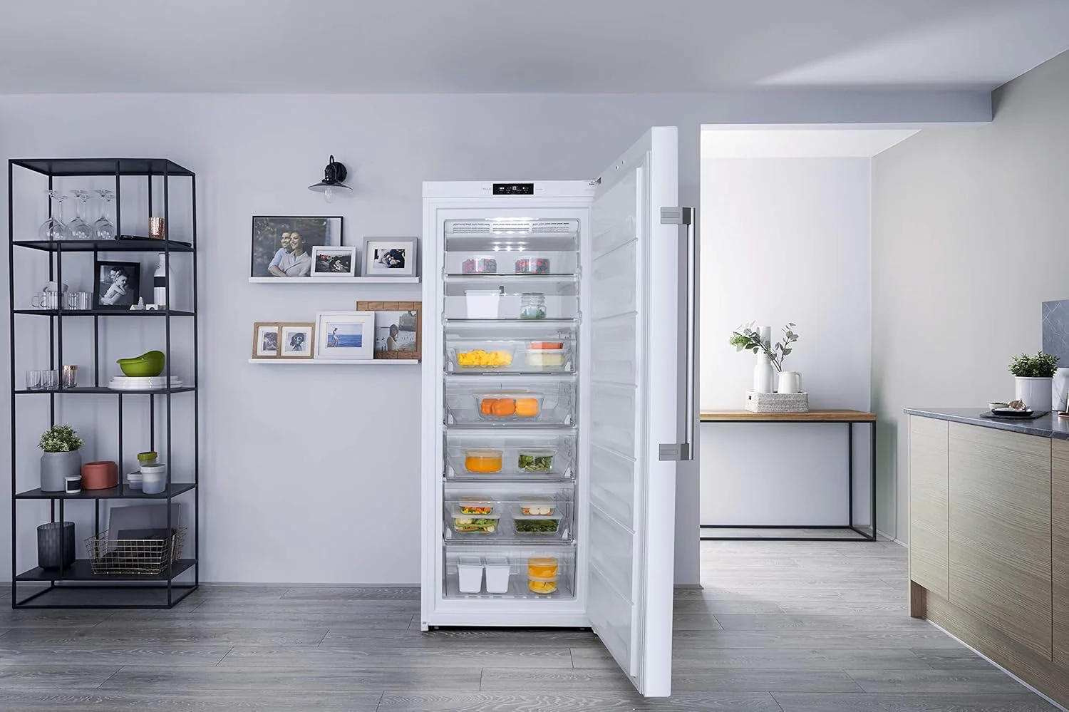 Bauknecht GKN 272 A3+ Gefrierschrank / 309 L Gesamtnutzinhalt / NoFrost / EasyOpen Ventil / Innenbeleuchtung / Elektronische Steuerung mit innenliegendem Bedienfeld, Wei?