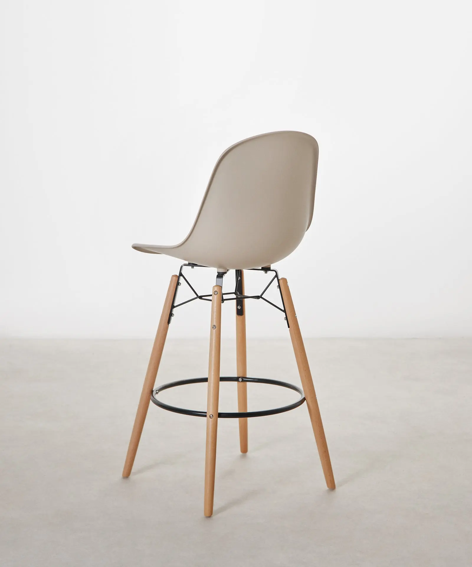 Taburete de Polipropileno y Madera Elon