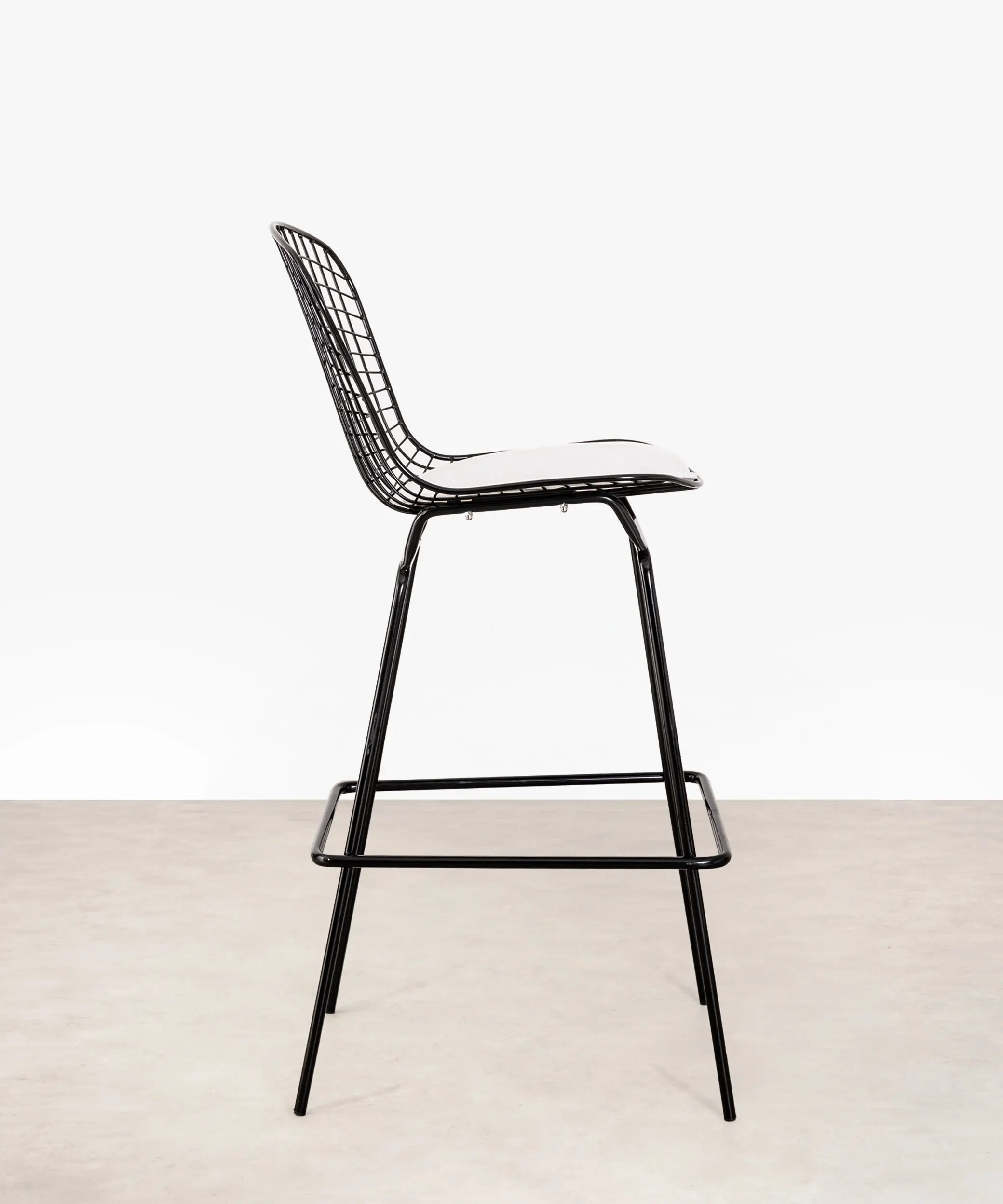 Taburete de Acero Troia - Black Edition