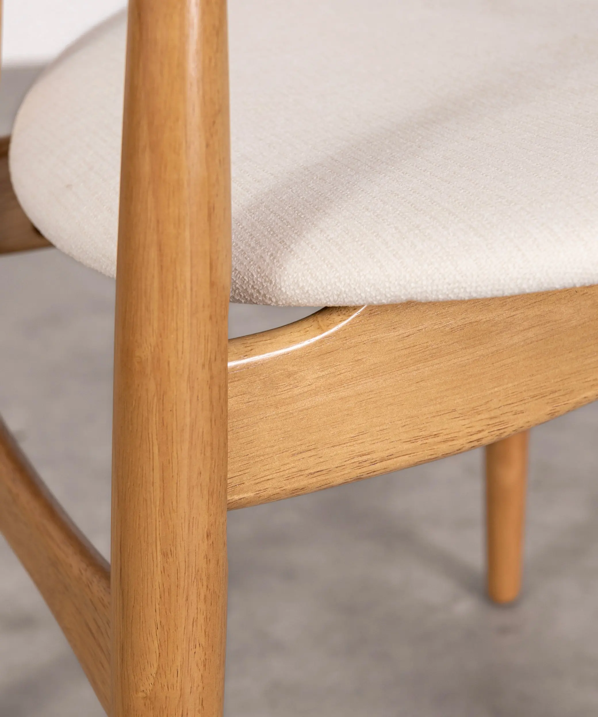 Silla de Comedor en Madera Acolchada Kyoto