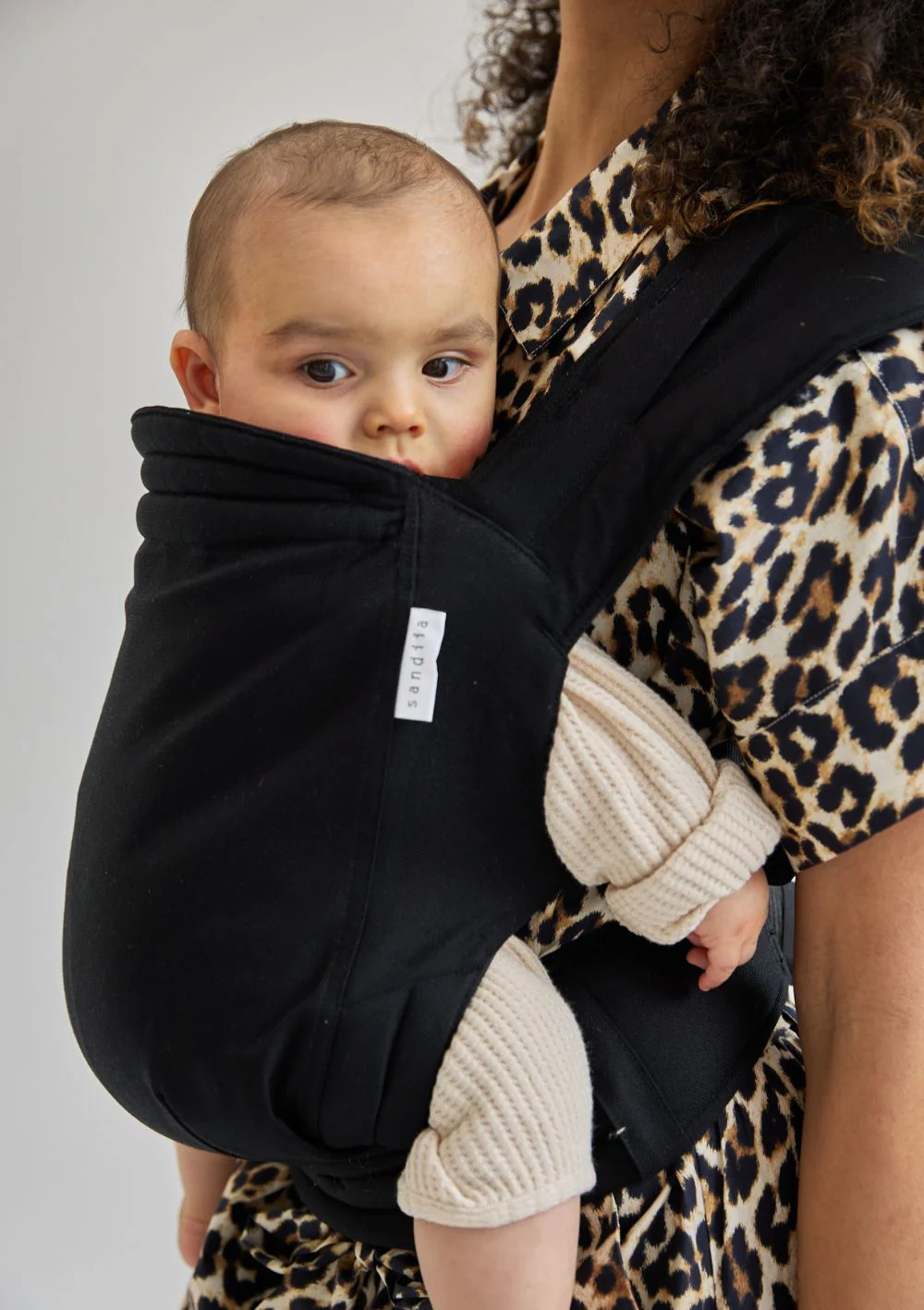 2025 Portabebés 'Tiimeless' Negro