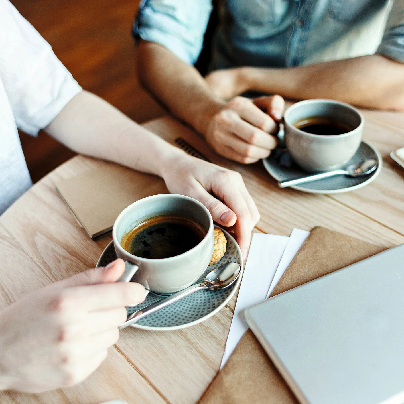 2025 FRESH-AROMA-PERFECT Superior Cafetera de filtro con molinillo – jarra termo