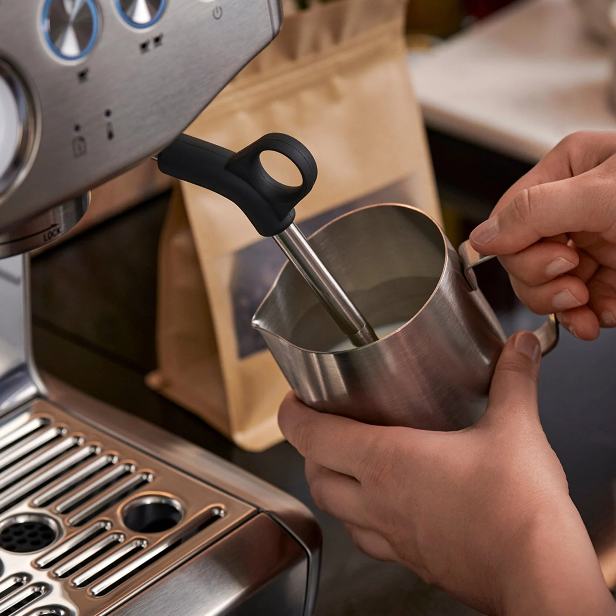 The Barista Express™ Impress por Sage Acero Inoxidable | SES876BSS4GUK1