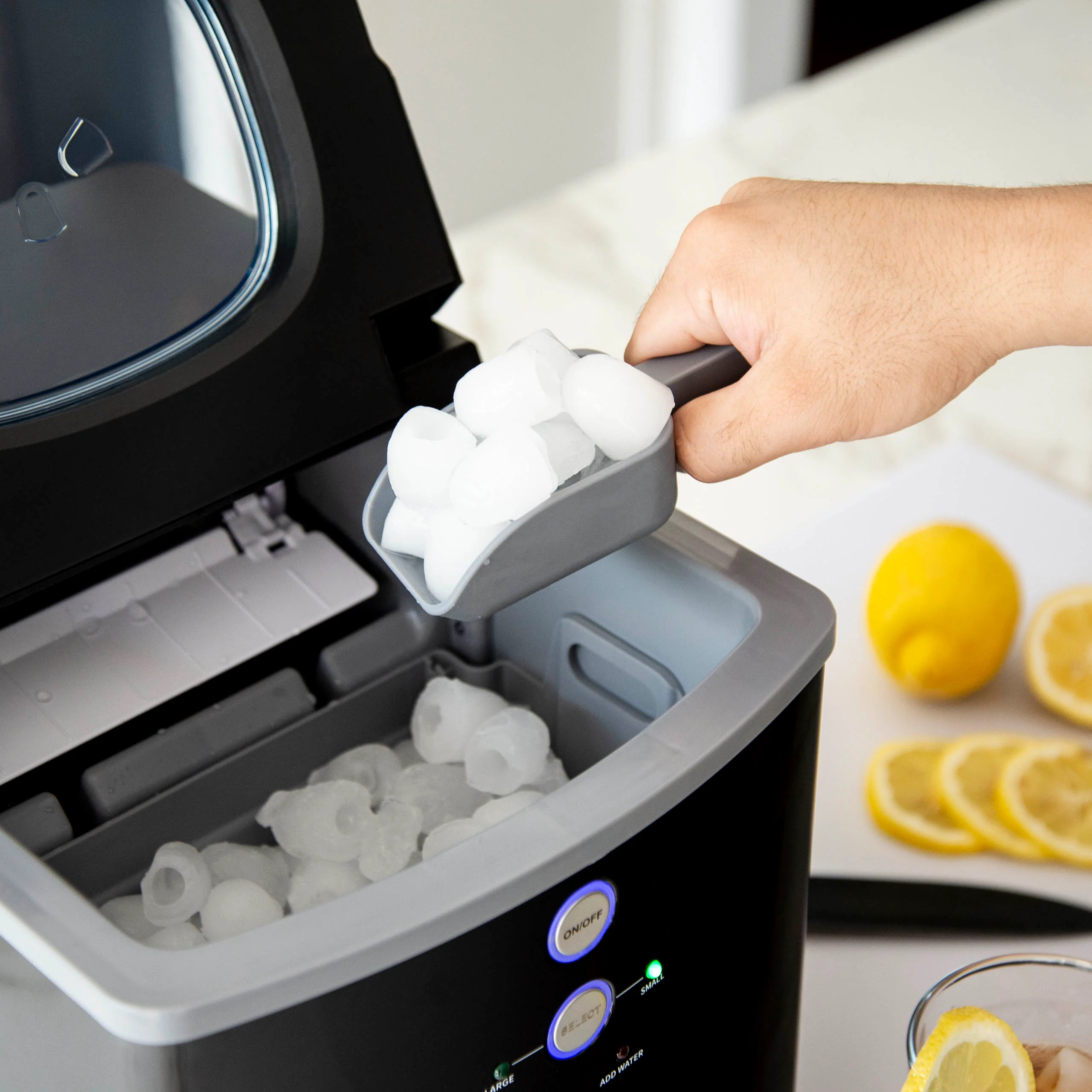 2025 Máquina de Hielo de Encimera Newair® – Cubos de Hielo en Forma de Bala, Negro