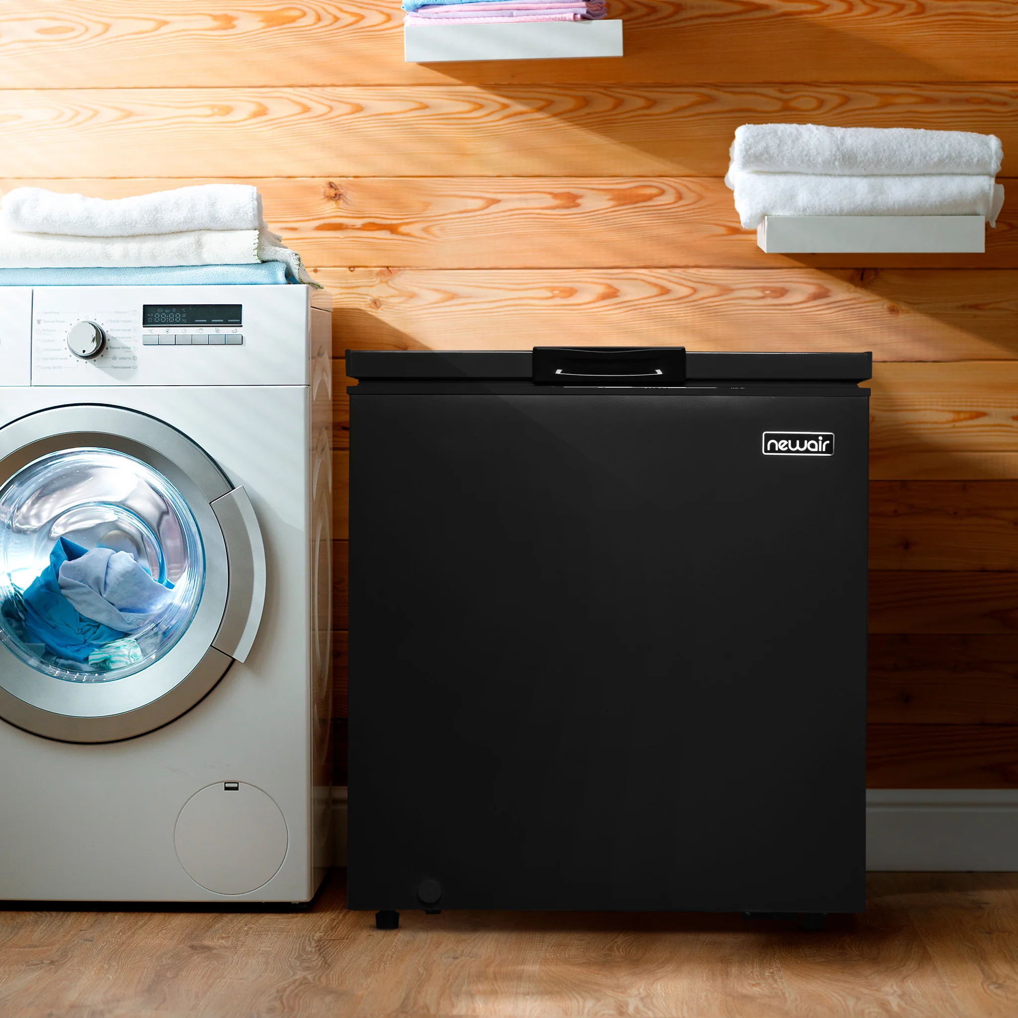 2025 Congelador Horizontal Mini-Profunfo Newair – 5 pies³ – Negro