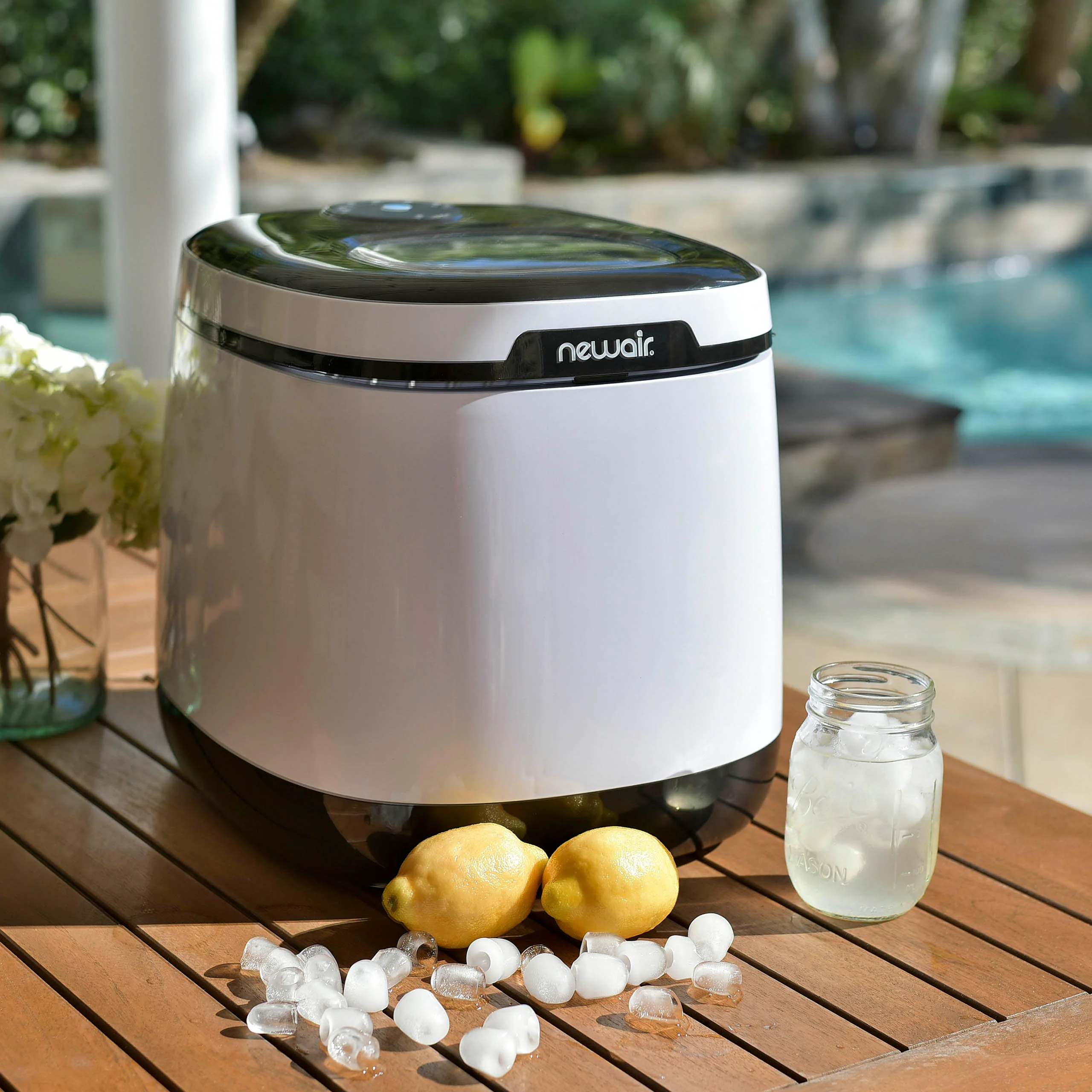 2025 Máquina de Hielo de Encimera Newair® – Cubos de Hielo en Forma de Bala, Blanco
