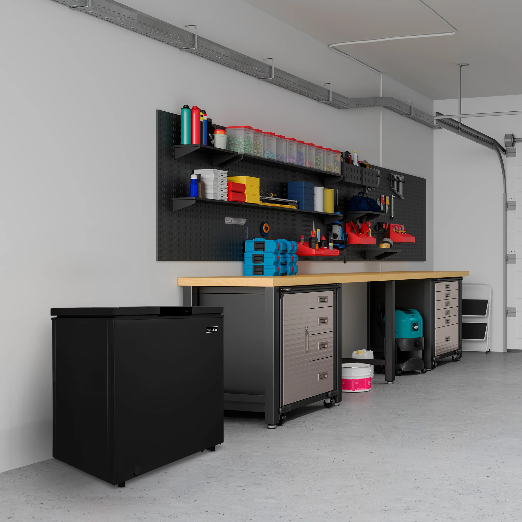 2025 Congelador Horizontal Mini-Profunfo Newair – 5 pies³ – Negro