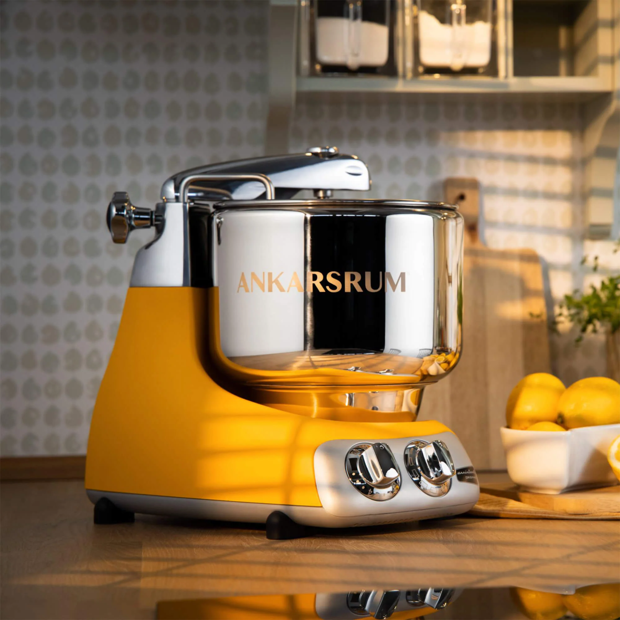 2025 Ankarsrum Assistent Original 6230 robot de cocina – diseño retro, 1500 W, bol de acero inoxidable de 7 L, 16 accesorios, garantía de 7 años, Sunbeam Yellow