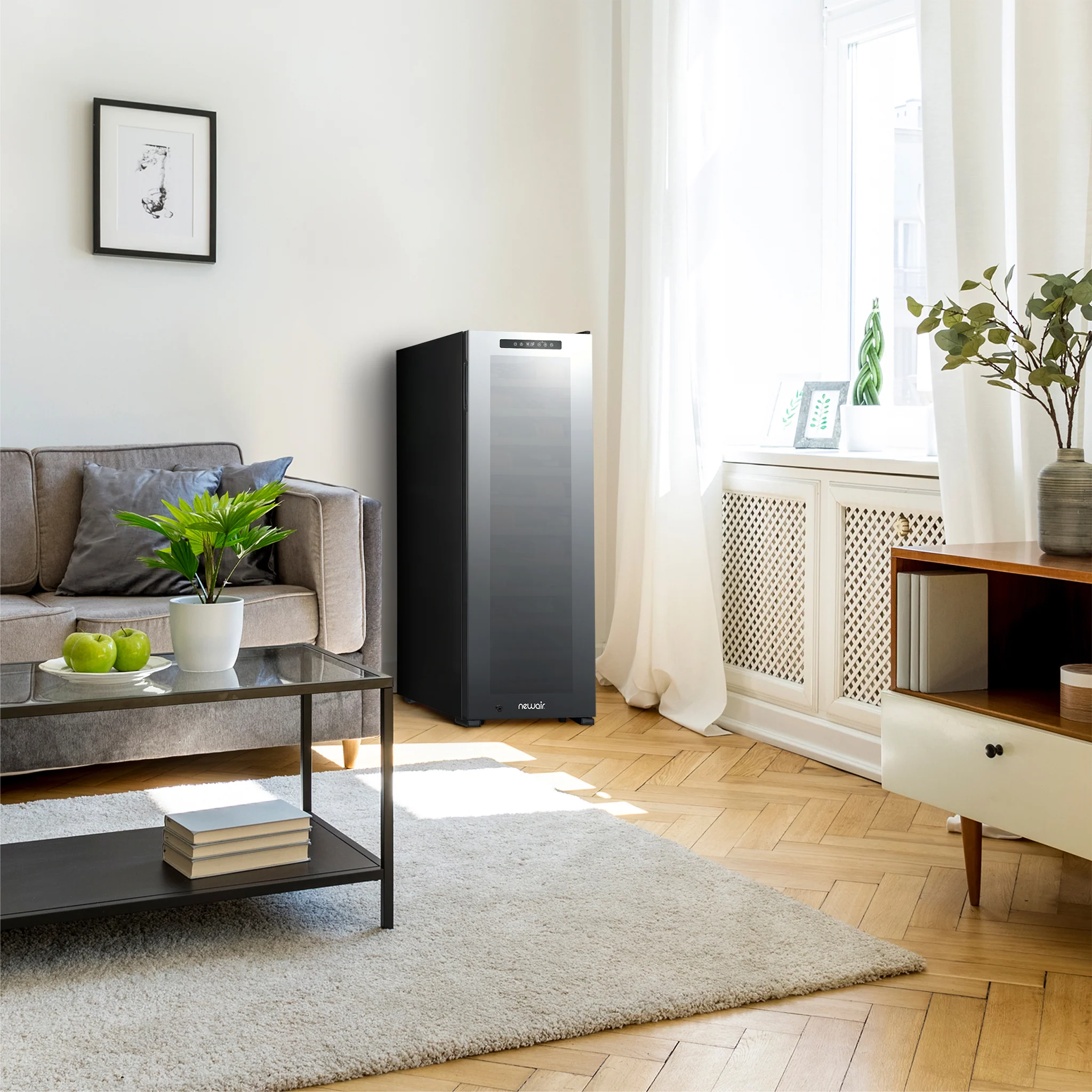 2025 Newair® Refrigerador de Vinos Independiente Negro – 62 Botellas – 16,9