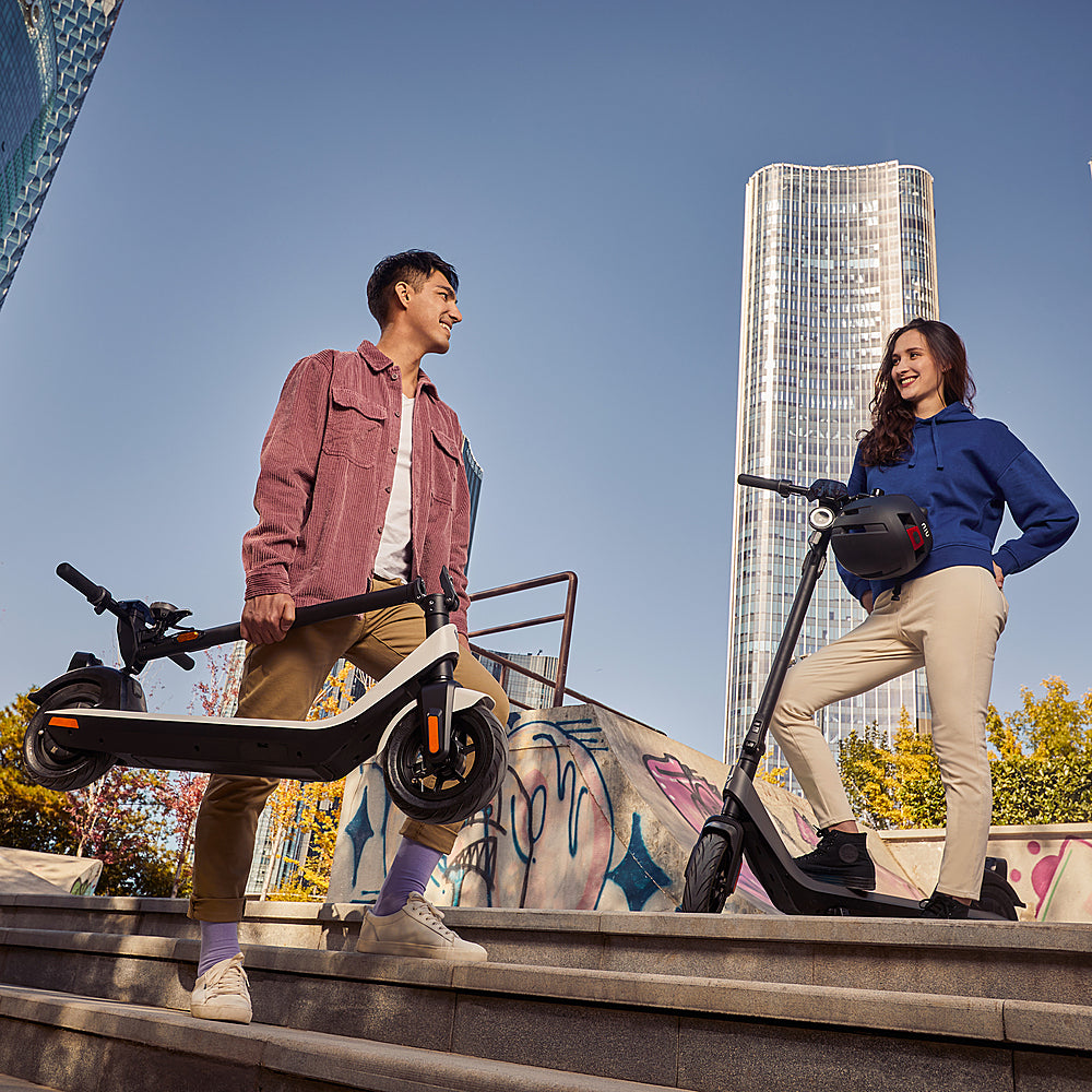 2025 NIU - Patinete Eléctrico Plegable KQi2 Pro con Alcance Máximo de 25 millas y Velocidad Máxima de 17.4 mph - Gris