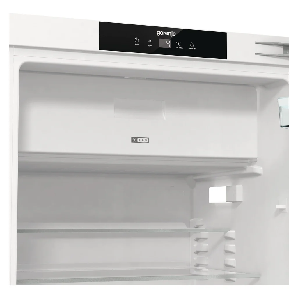 2025 Refrigerador Gorenje EB con puerta fija y control electrónico