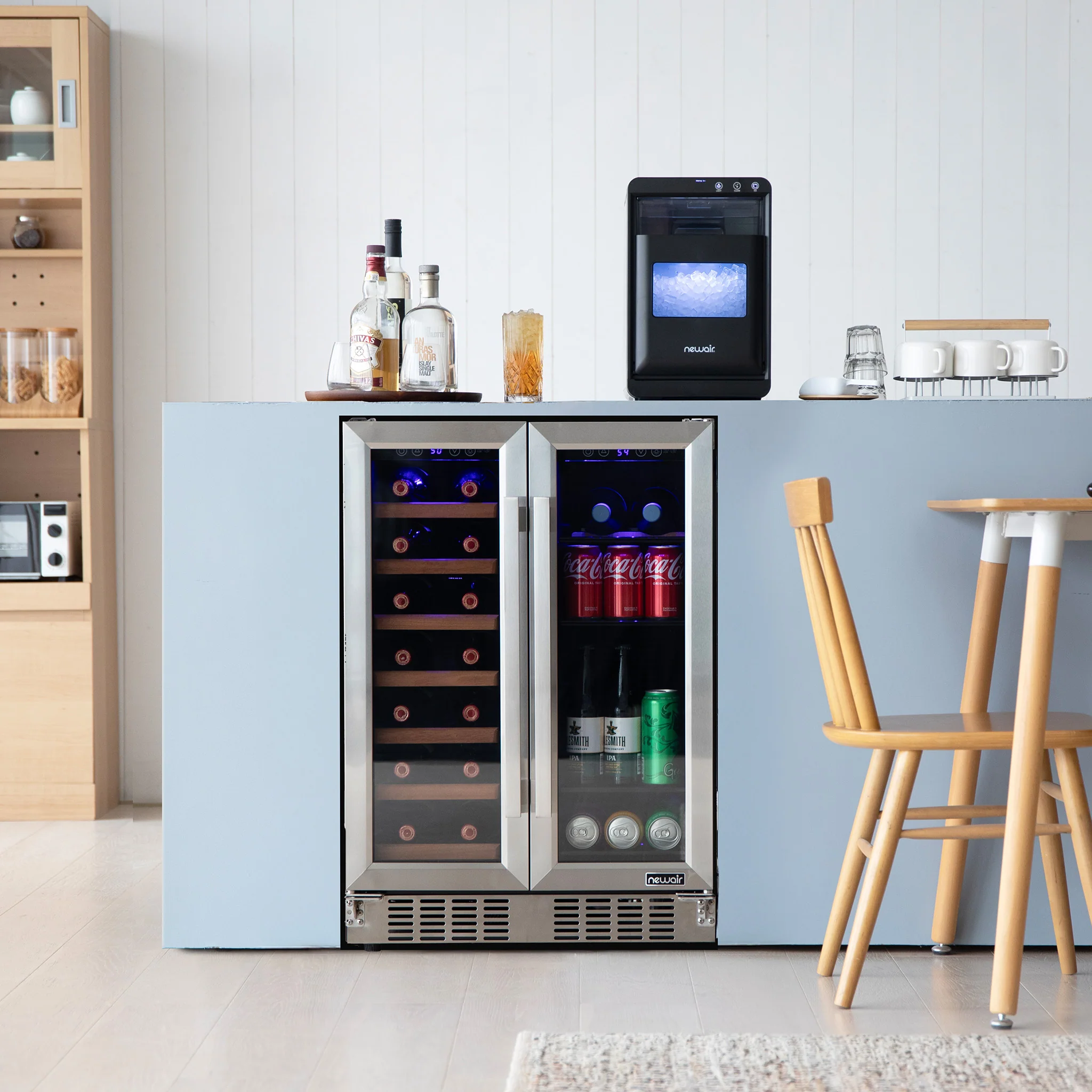 2025 Refrigerador para Vinos y Bebidas Newair – Doble Zona con Puertas Francesas (24 pulgadas)
