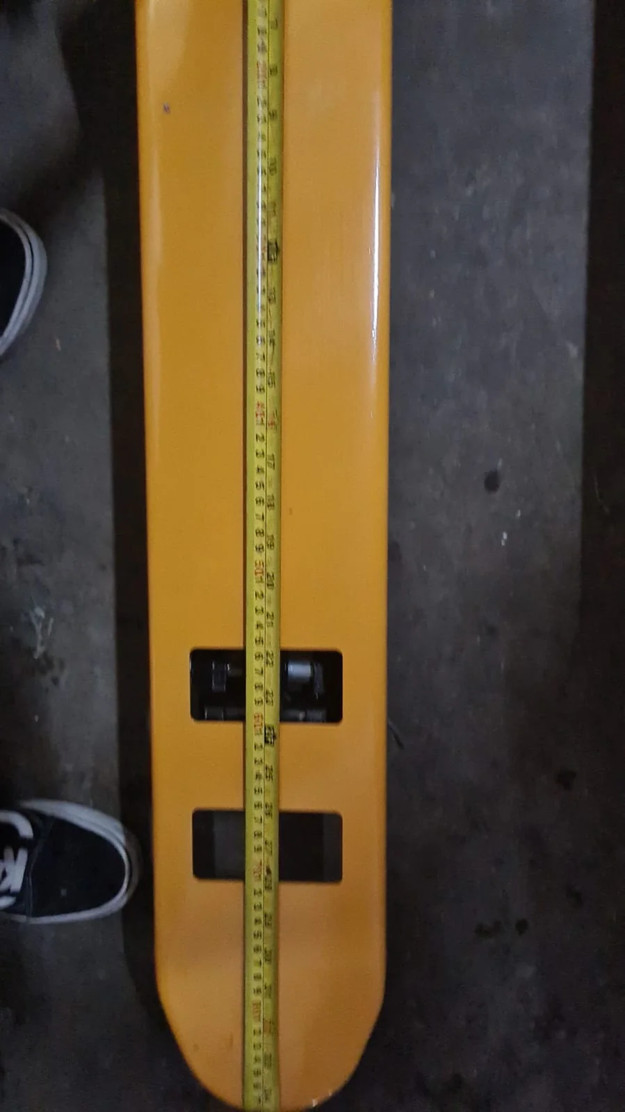 2025 Transpaleta Manual Ultraplana Aiko 2,5 Toneladas, 540 x 900 mm, Ruedas de Nylon Simples | Modelo: PT-W2.5N-540/900