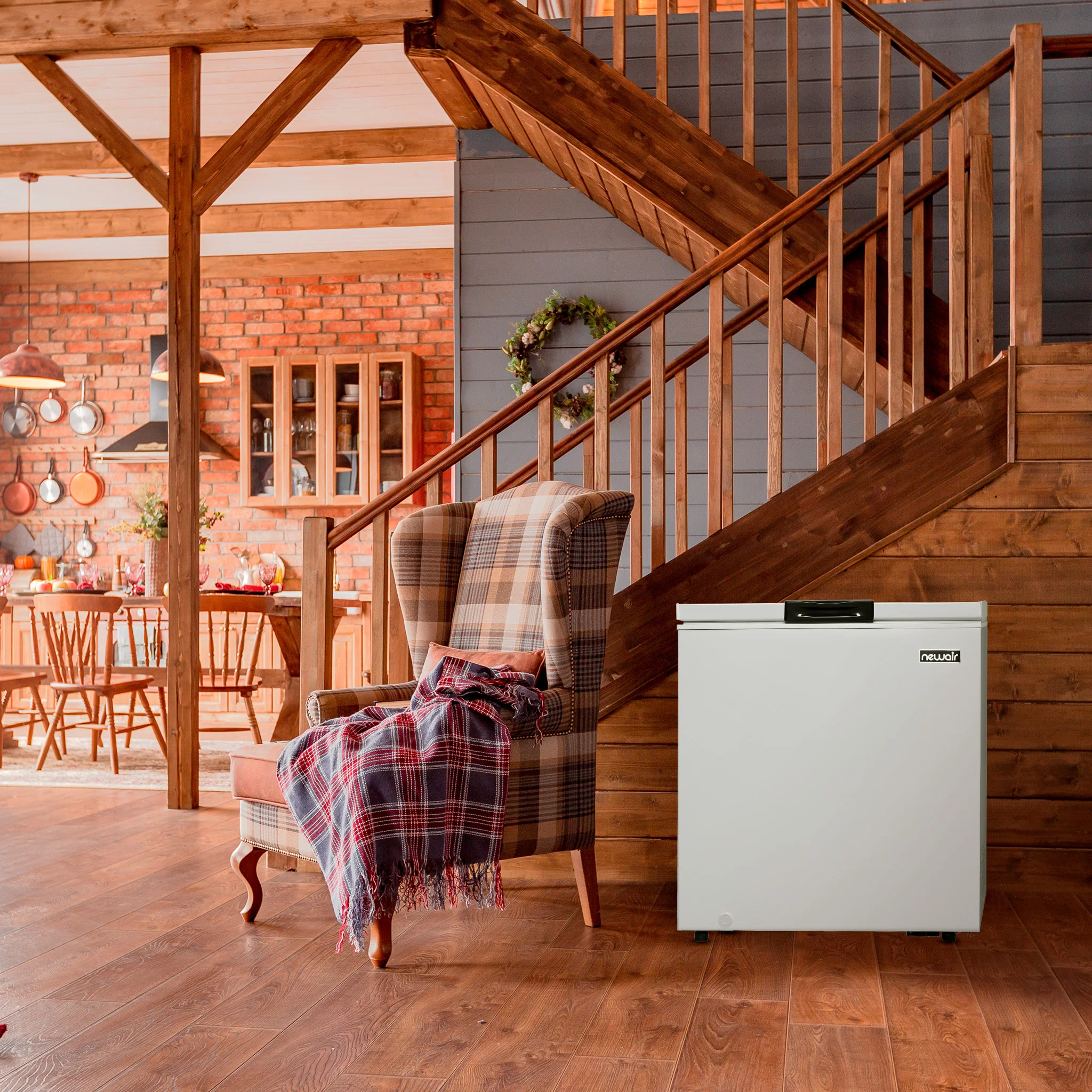 2025 Mini congelador Newair®, 5 pies cúbicos – Gris frío