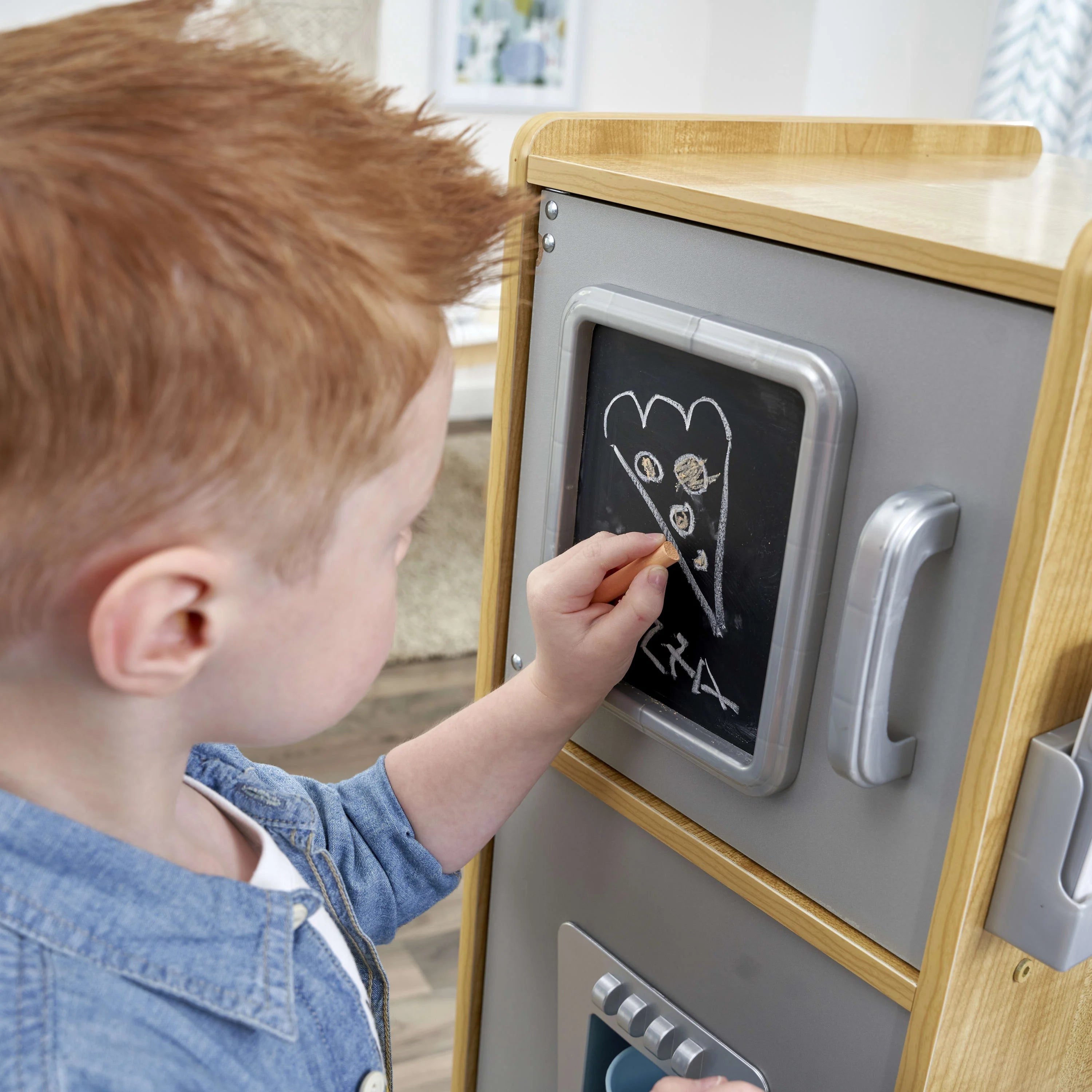 Cocina de Juego KidKraft Uptown Natural con Pizarrón y Soporte para Toallas