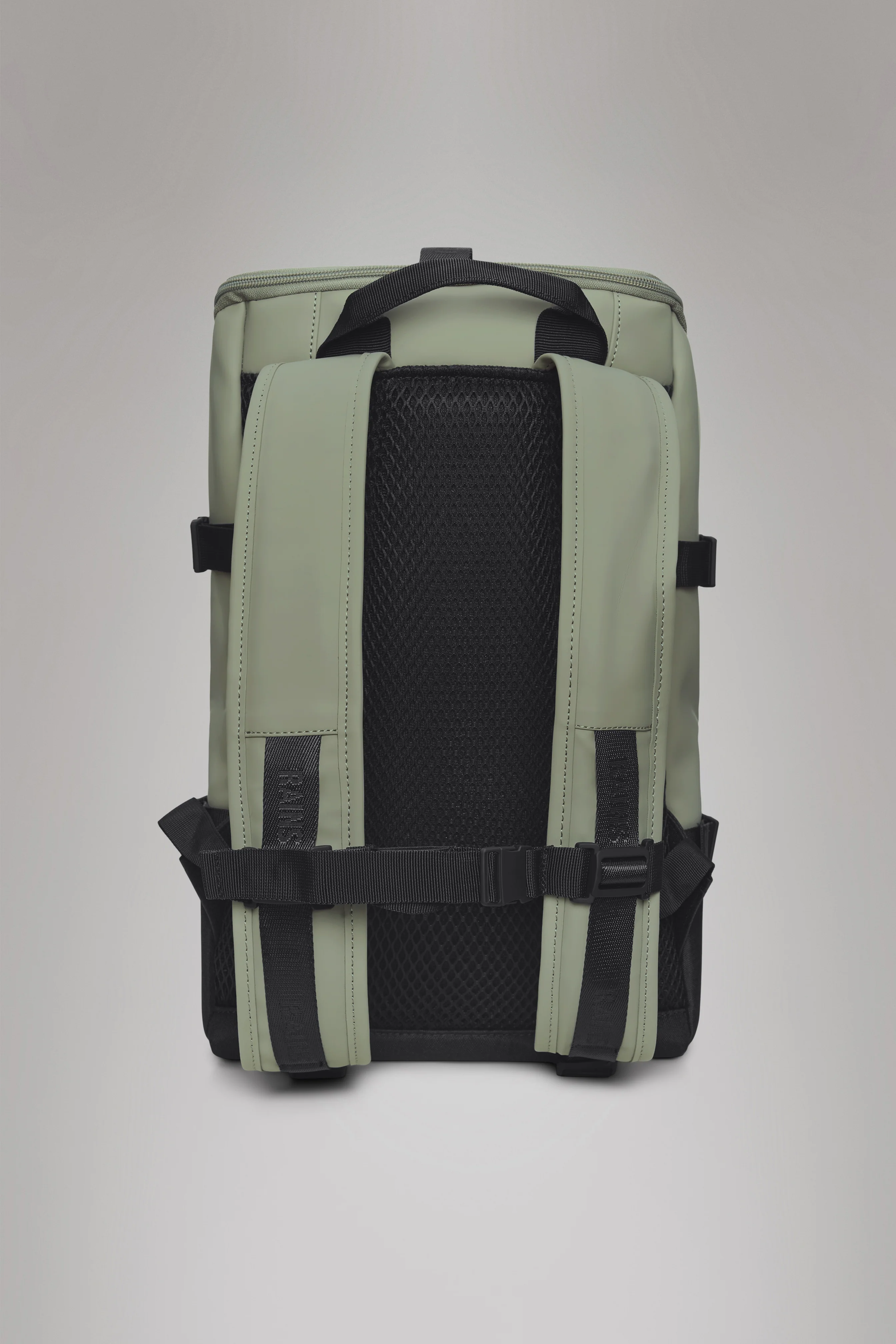 2025 Mochila Trail Cargo – Mochila Versátil y Resistente con Compartimento para Portátil de 13