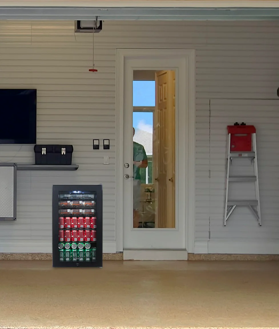 2025 Newair® Refrigerador de Bebidas Independiente Negro - 126 Latas - 18,8”