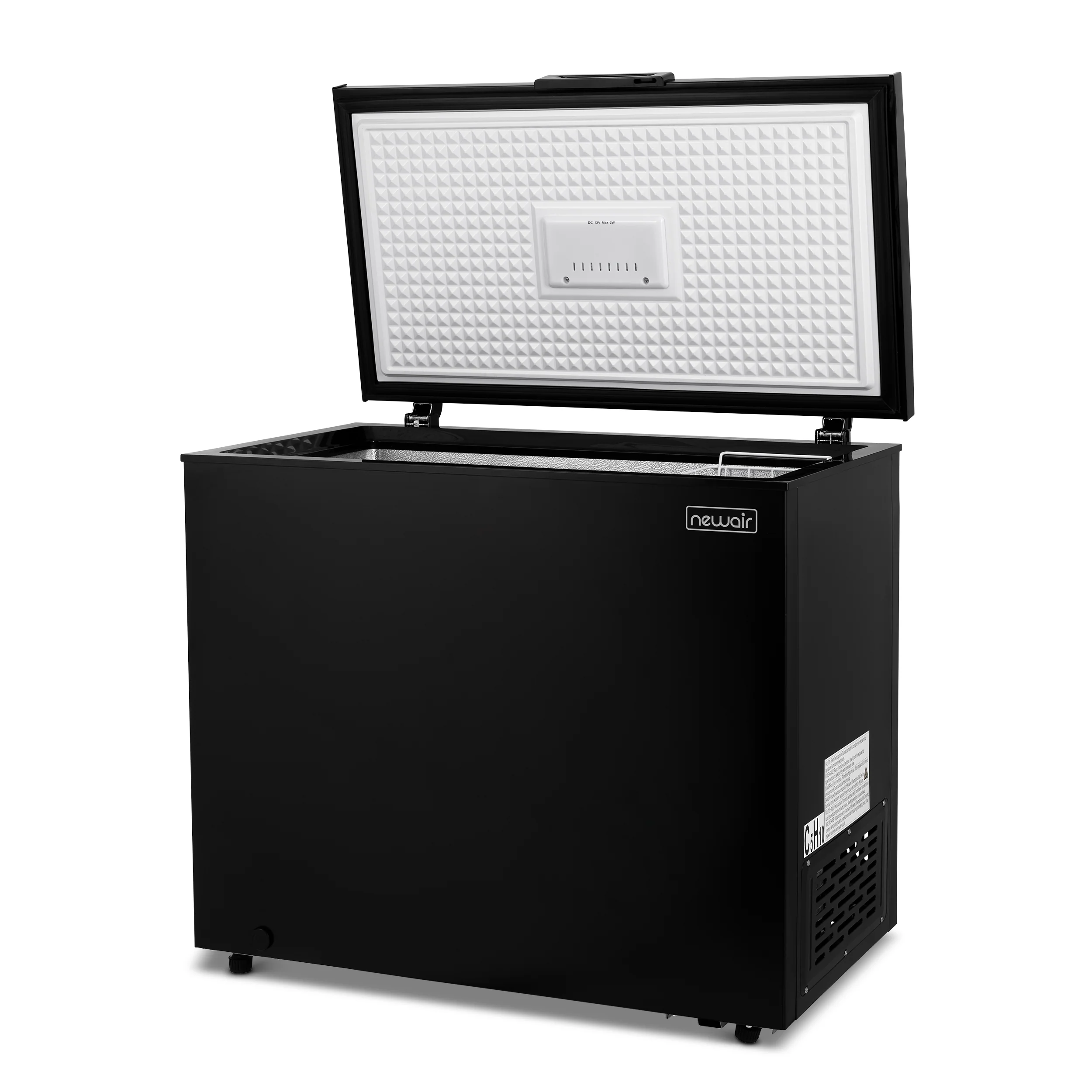 2025 Congelador Vertical Compacto Newair – 6,7 pies³ – Negro