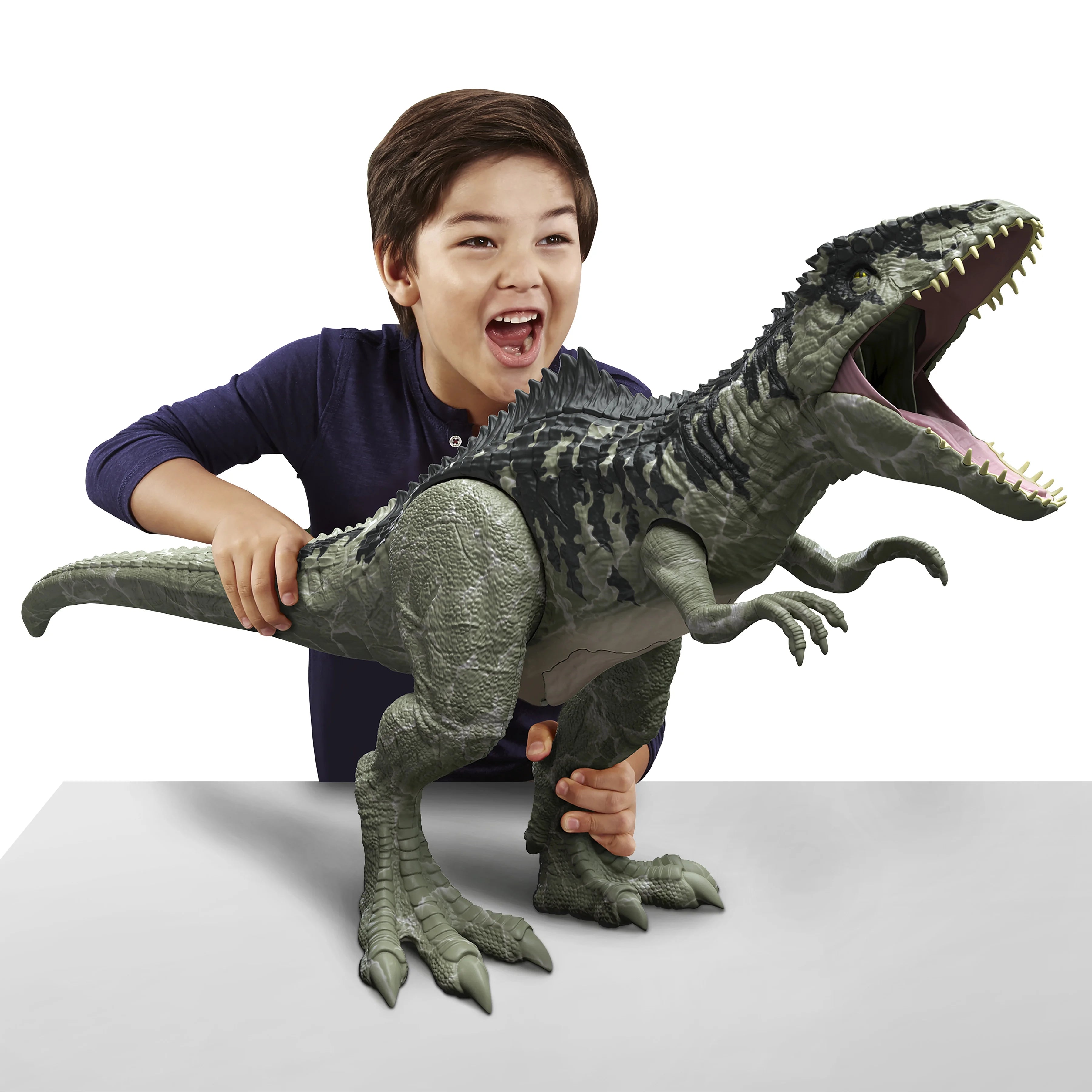 Jurassic World Dominion Super Colossal Giganotosaurus, para niños de 4 años en adelante