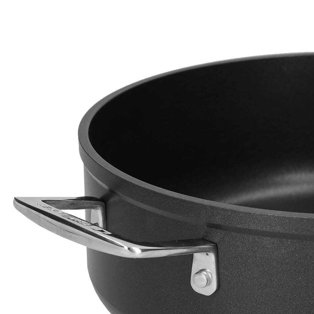 2025 Le Creuset - Sartén para brasear con asa adicional 28 cm 5,4 l