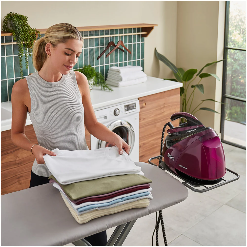 2025 Morphy Richards 332102 Speed Steam Pro - Centro de planchado con sistema de autolimpieza, 1,6L, Violeta - Planchado rápido y potente - Elimina las arrugas en una sola pasada
