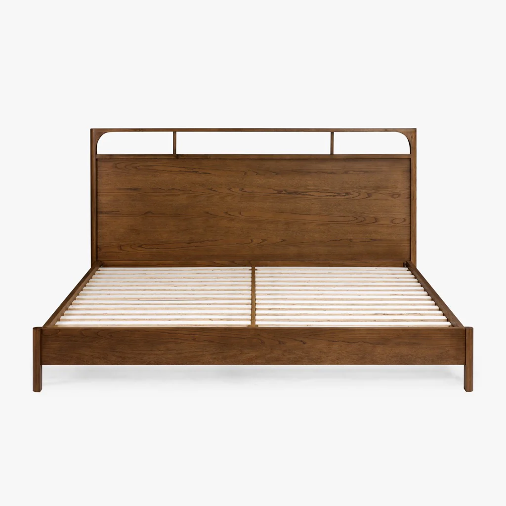 Cama Cali de Roble Tinte Nogal – Elegancia Natural y Acabados Cuidados