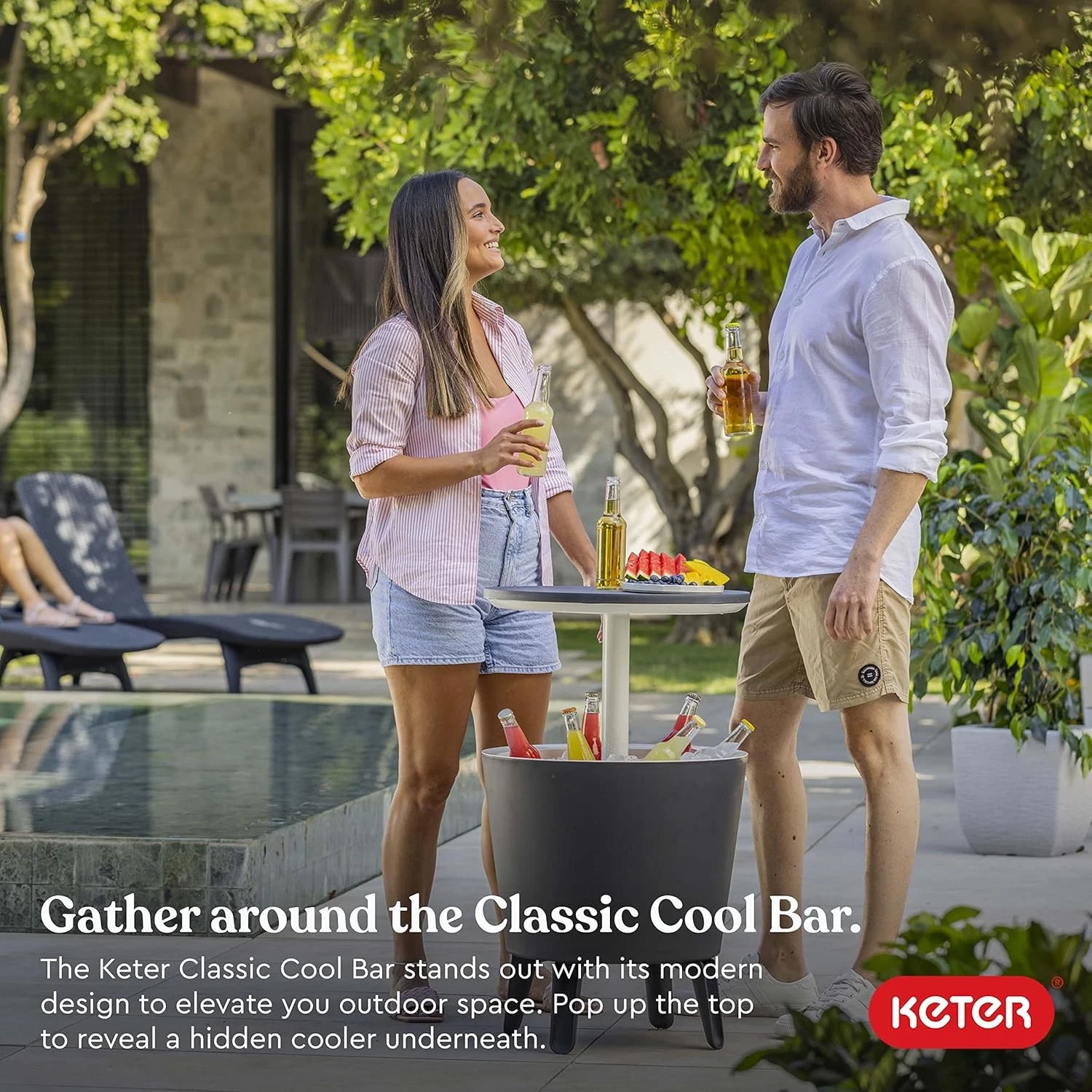 2025 Keter Modern Cool Bar Mueble de Exterior para Patio y Mesa Auxiliar para Spa Gris