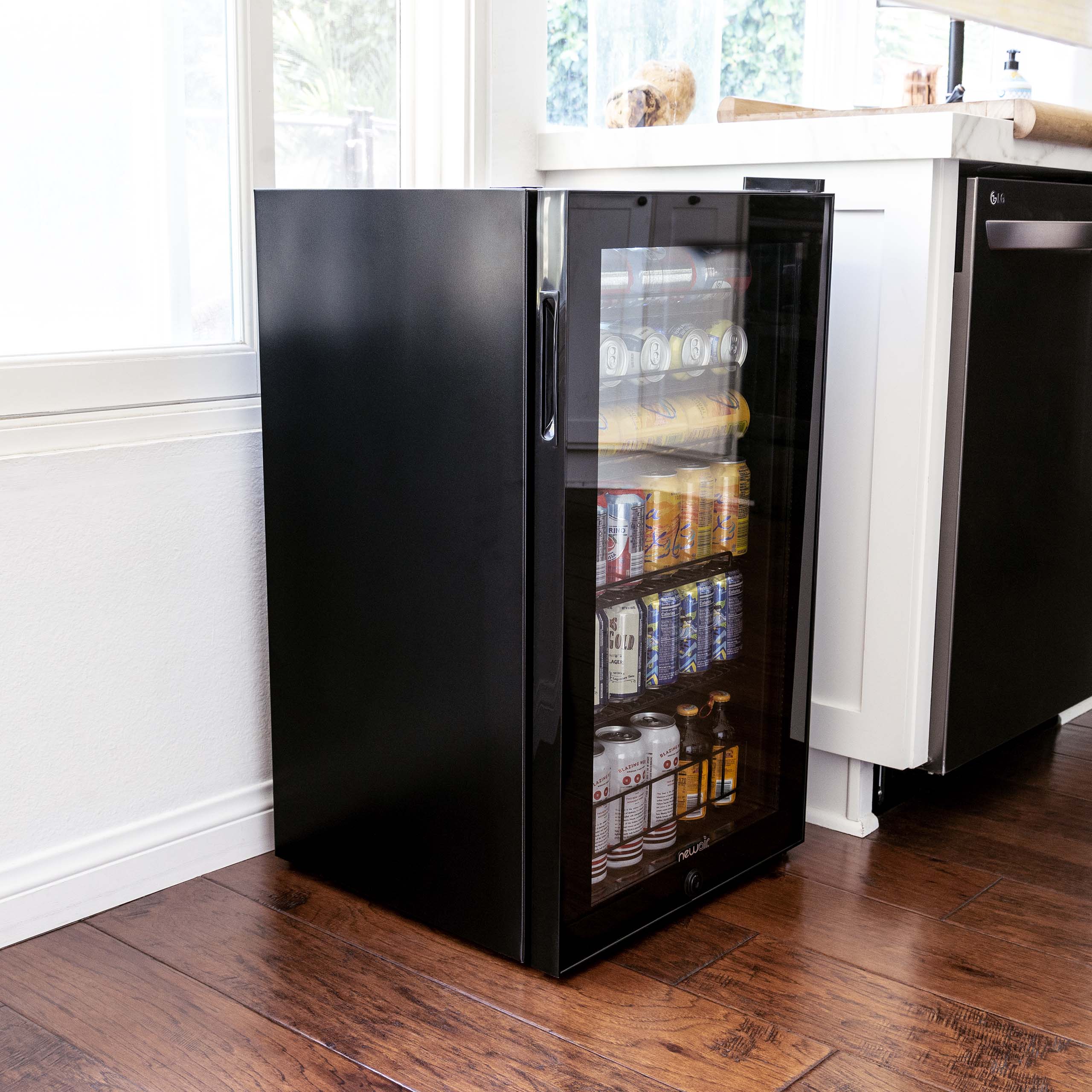 2025 Newair® Refrigerador de Bebidas Independiente Negro - 126 Latas - 18,8”