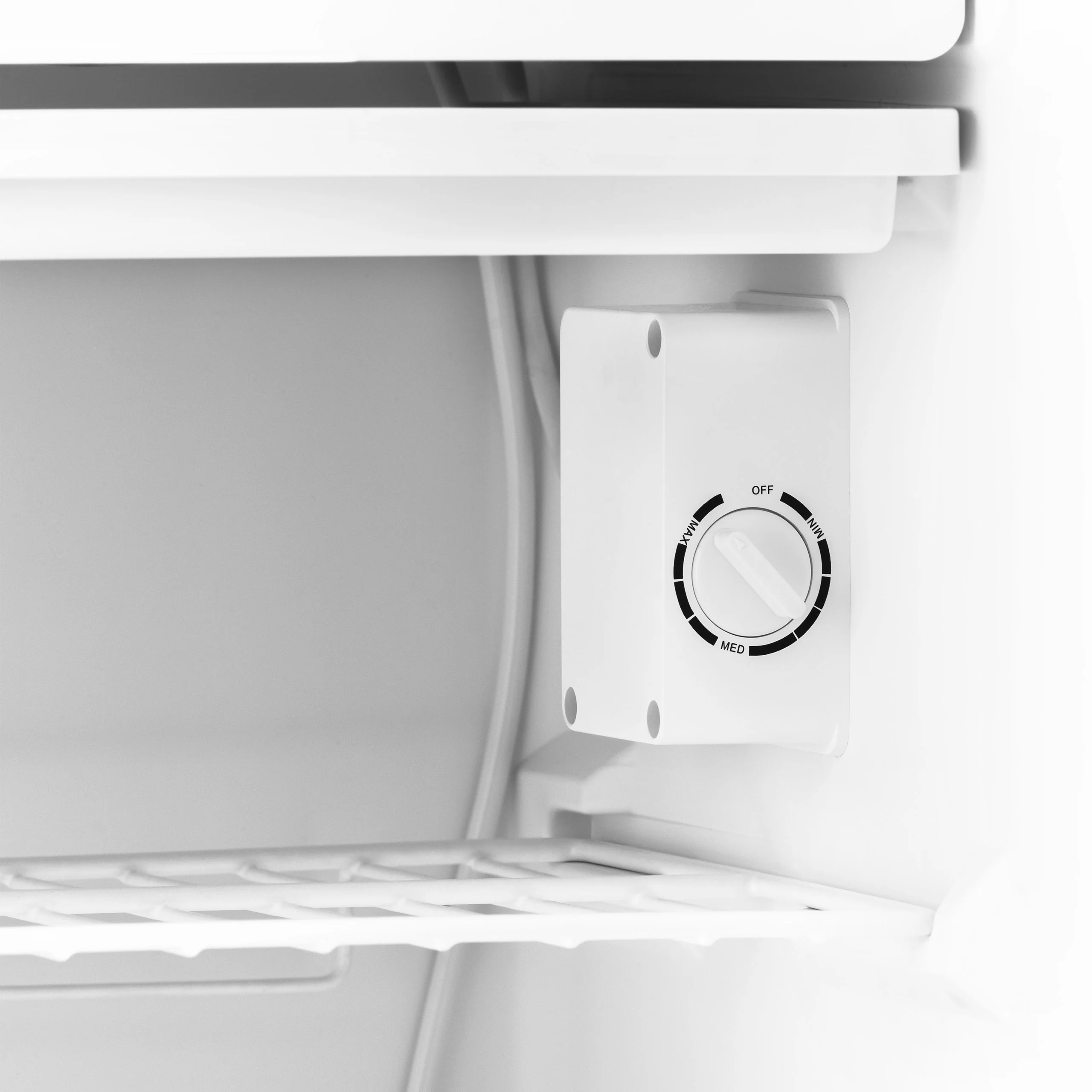 2025 Refrigerador Mini Bar Compacto Newair con Congelador – Negro (3,3 pies³)