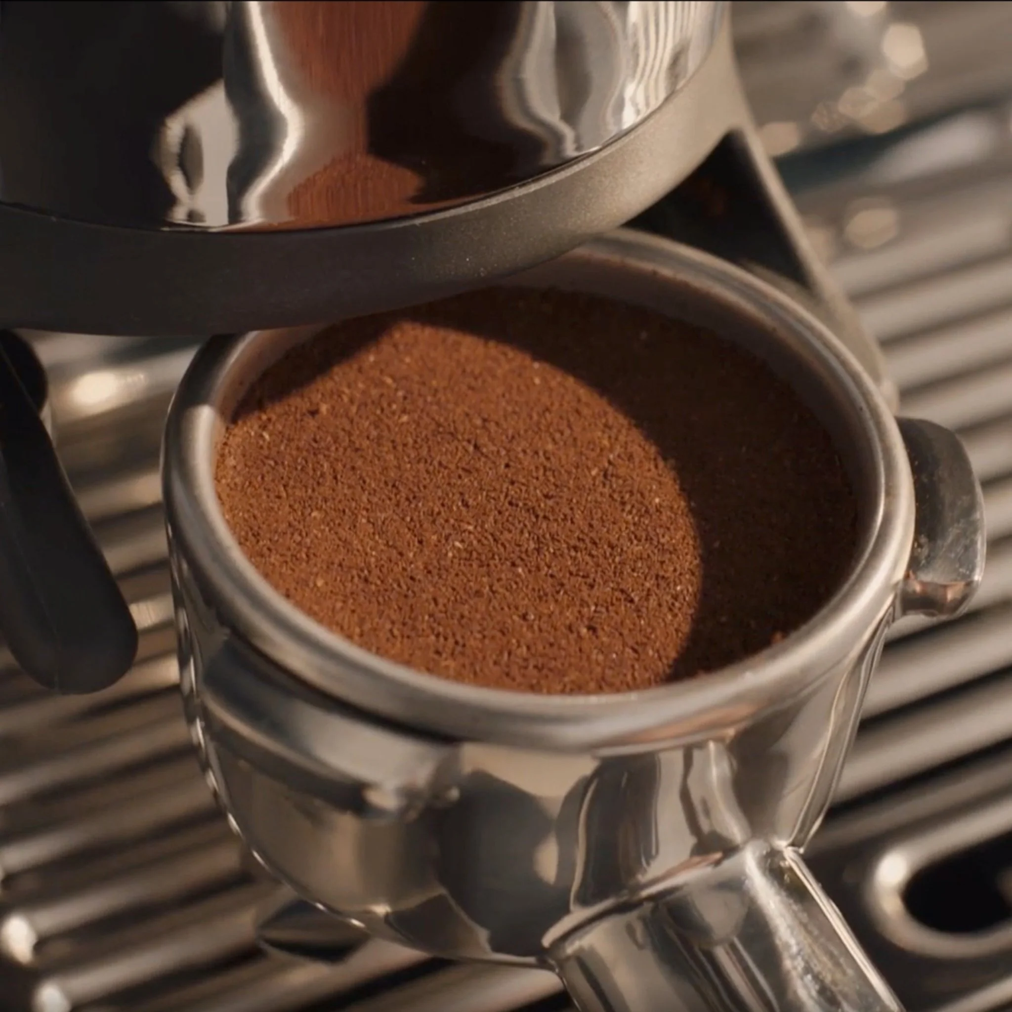 The Barista Express™ Impress por Sage Acero Inoxidable | SES876BSS4GUK1