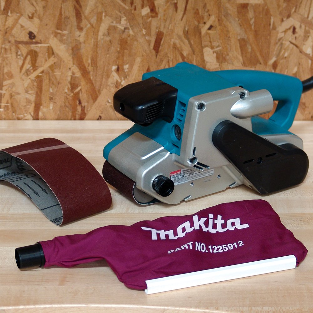 Makita 9903 Lijadora de Banda Variable de 3 x 21 Pulgadas