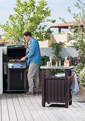 Keter Unity Mesa Portátil para Exterior y Gabinete de Almacenamiento con Ganchos para Accesorios de Parrilla - Superficie de Acero Inoxidable para Isla de Cocina o Carro de Bar en Patio, Marrón Espresso