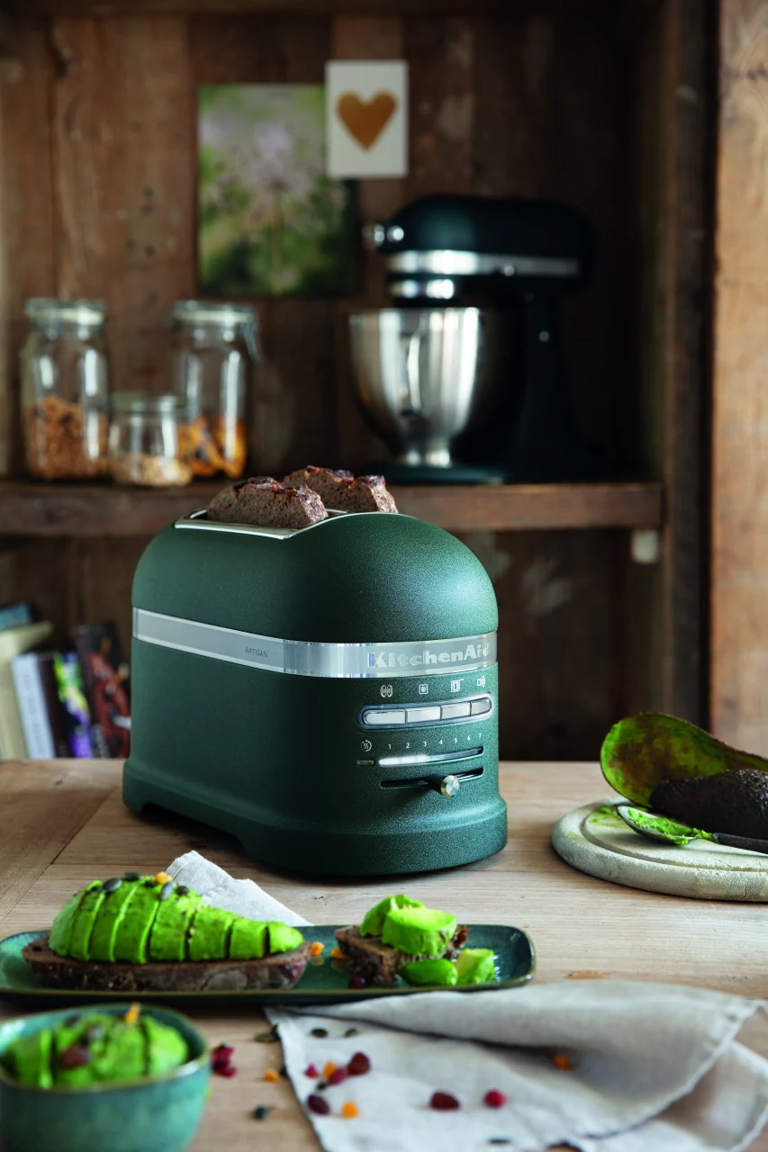 2025 Tostadora Artisan de 2 ranuras KitchenAid 5KMT2204