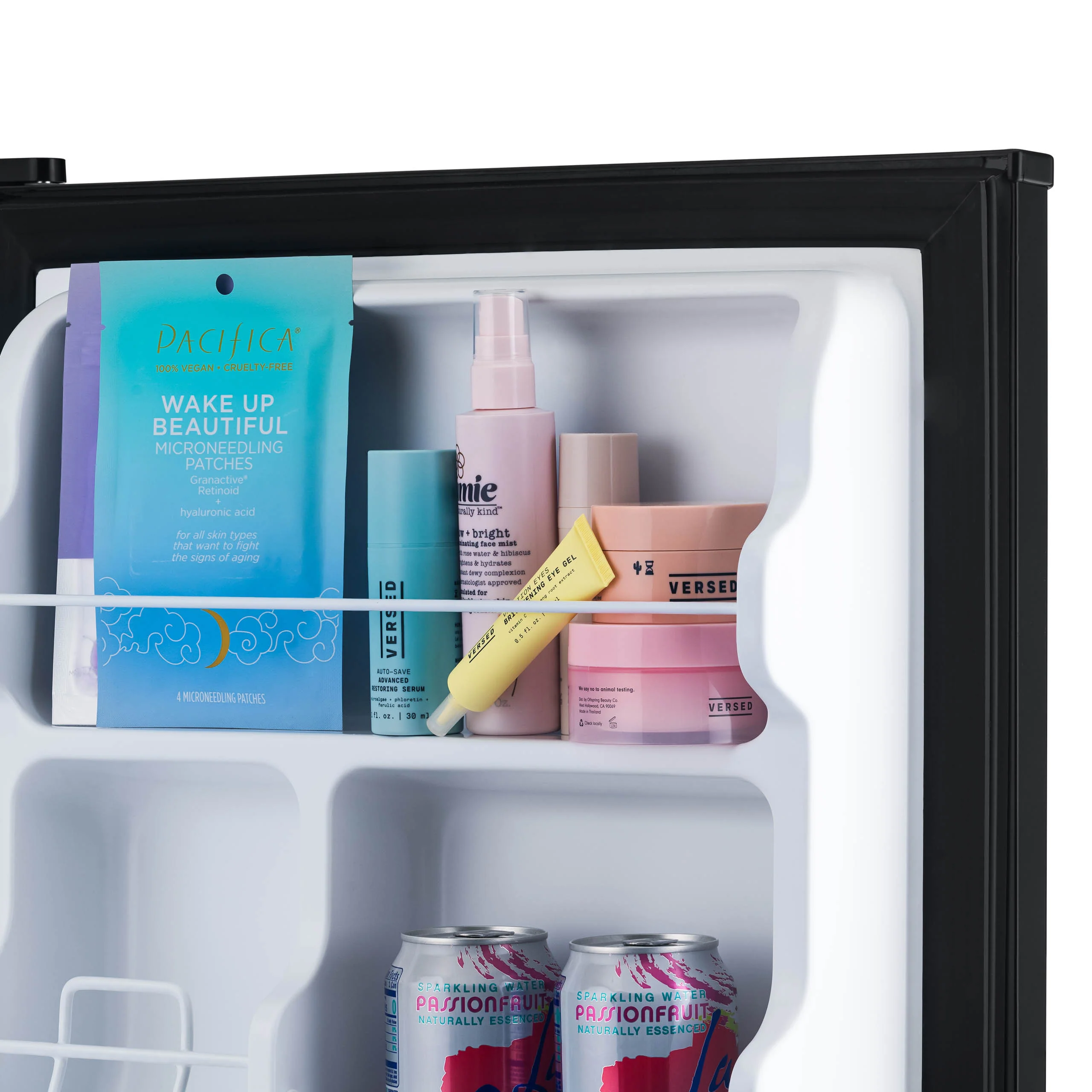 2025 Newair® Mini refrigerador compacto con congelador, 3,3 pies cúbicos – Negro