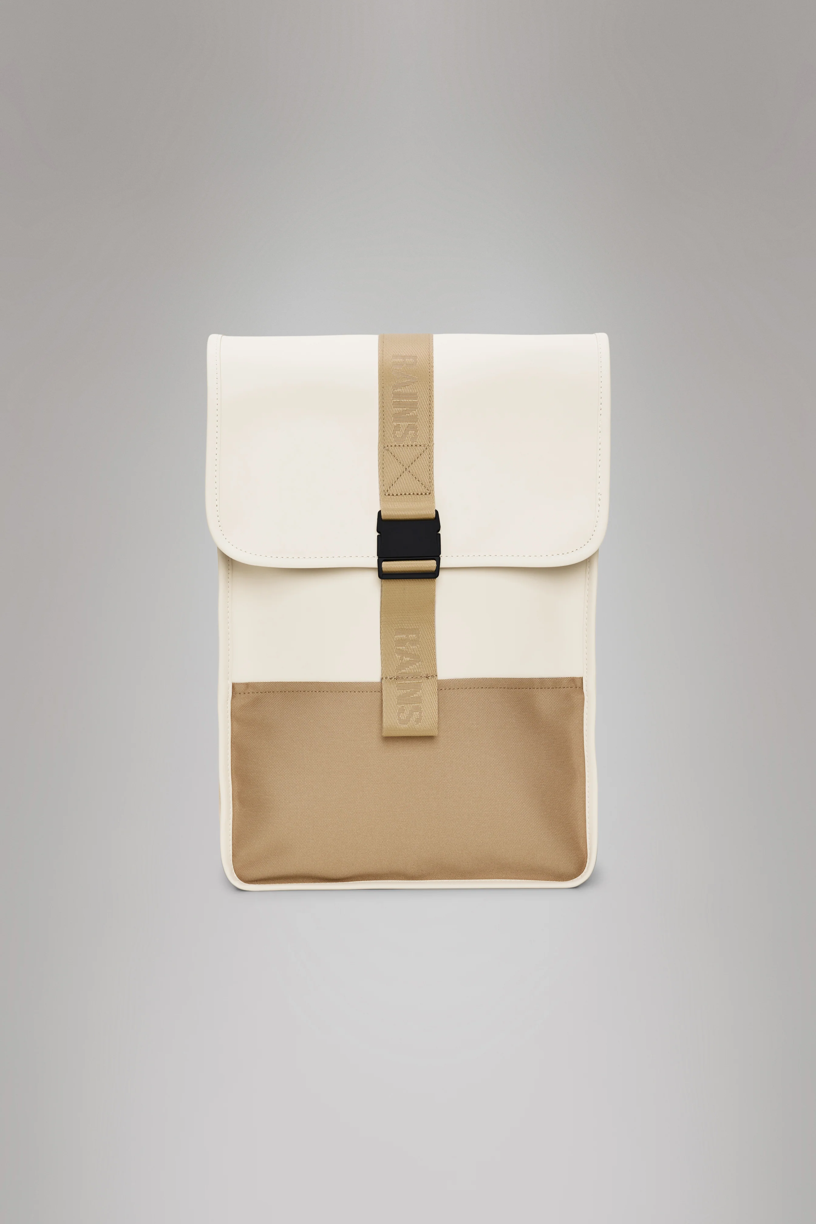 2025 Trail Backpack Mini – Mochila de Día Repelente al Agua (15