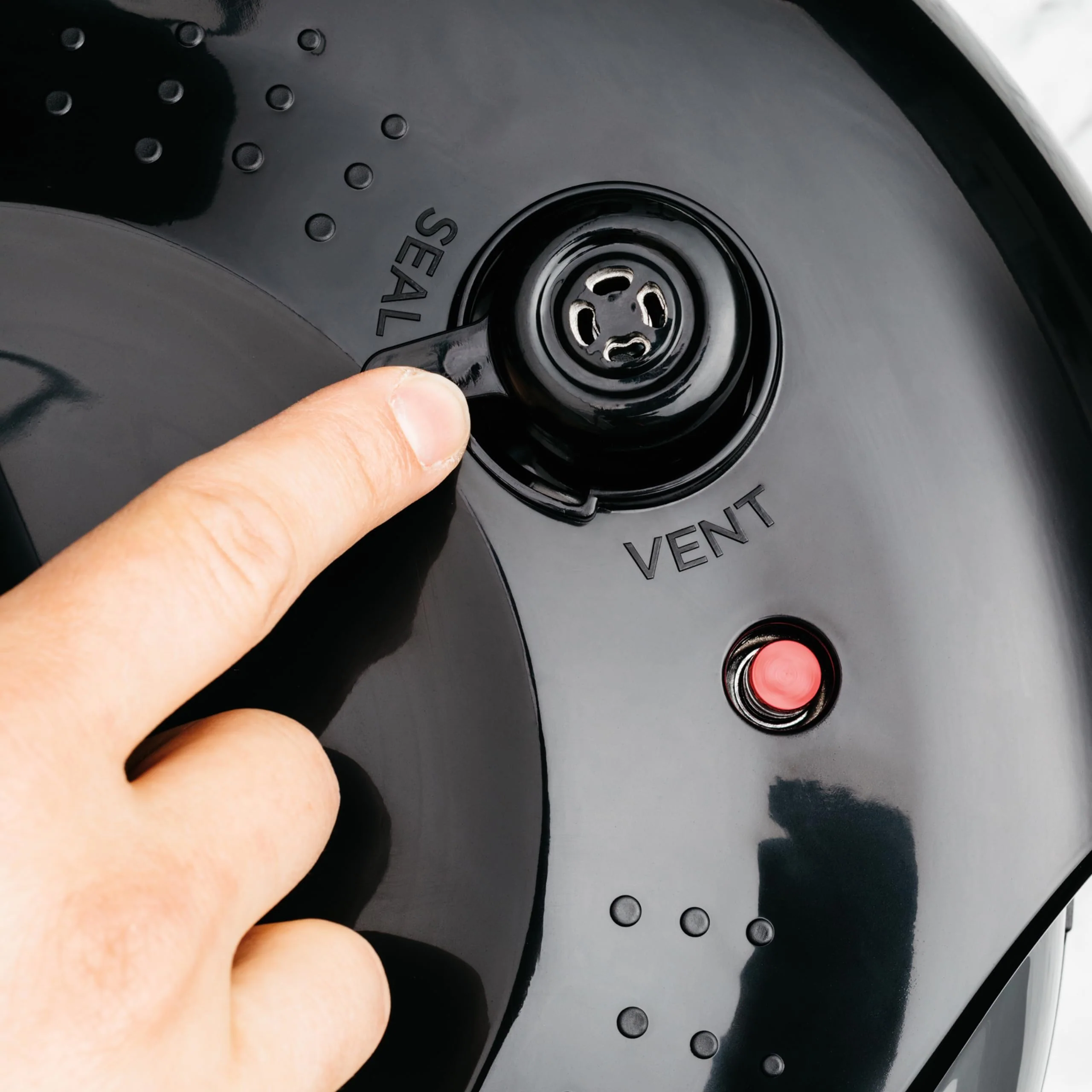 2025 Ninja Foodi Olla Multifunción, 6 L, olla multifunción 7 en 1, olla a presión rápida, freidora de aire caliente, cocción lenta, parrilla y más, acero cepillado y negro, OP300EU