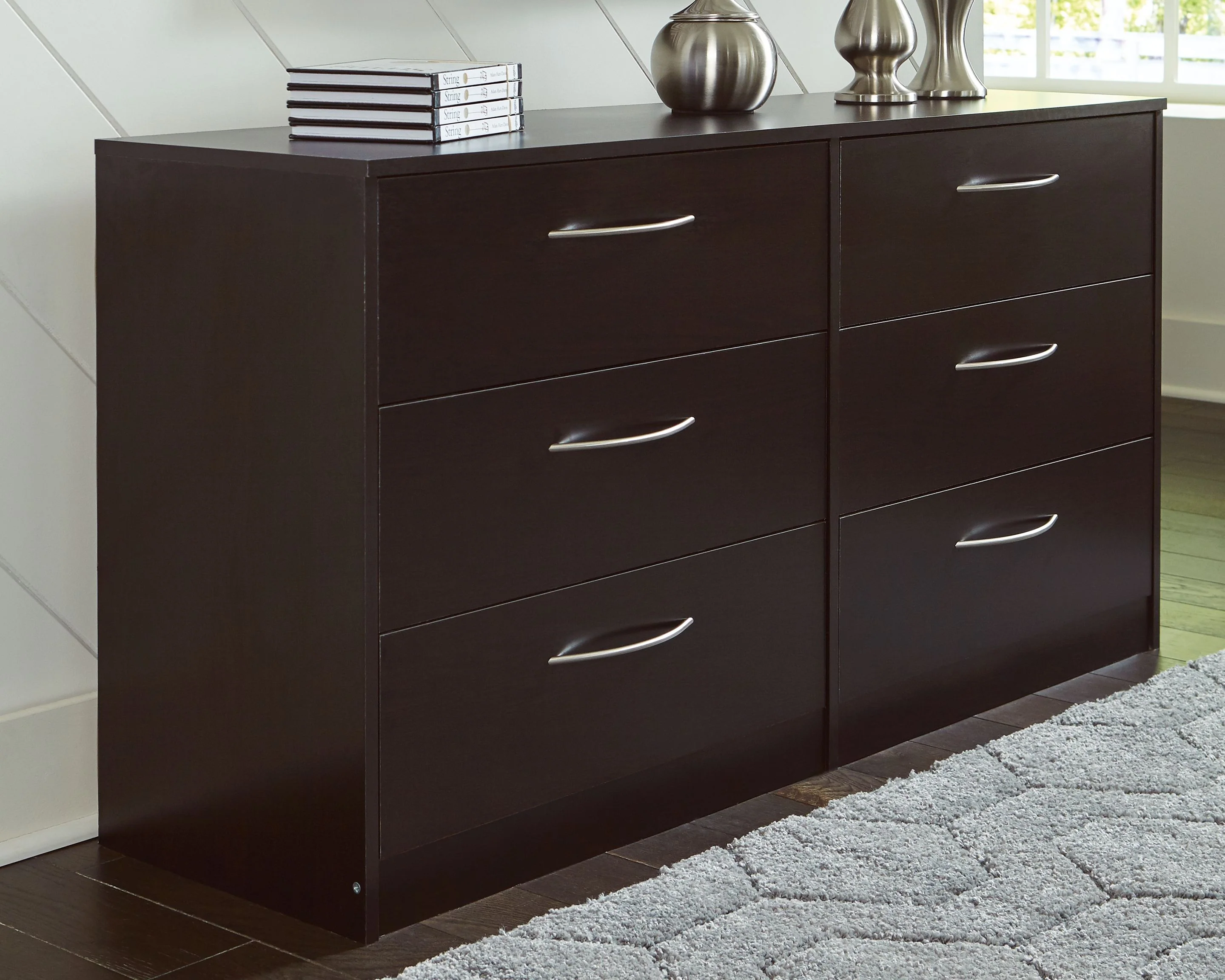 Cómoda Finch – Negra – Seis Cajones