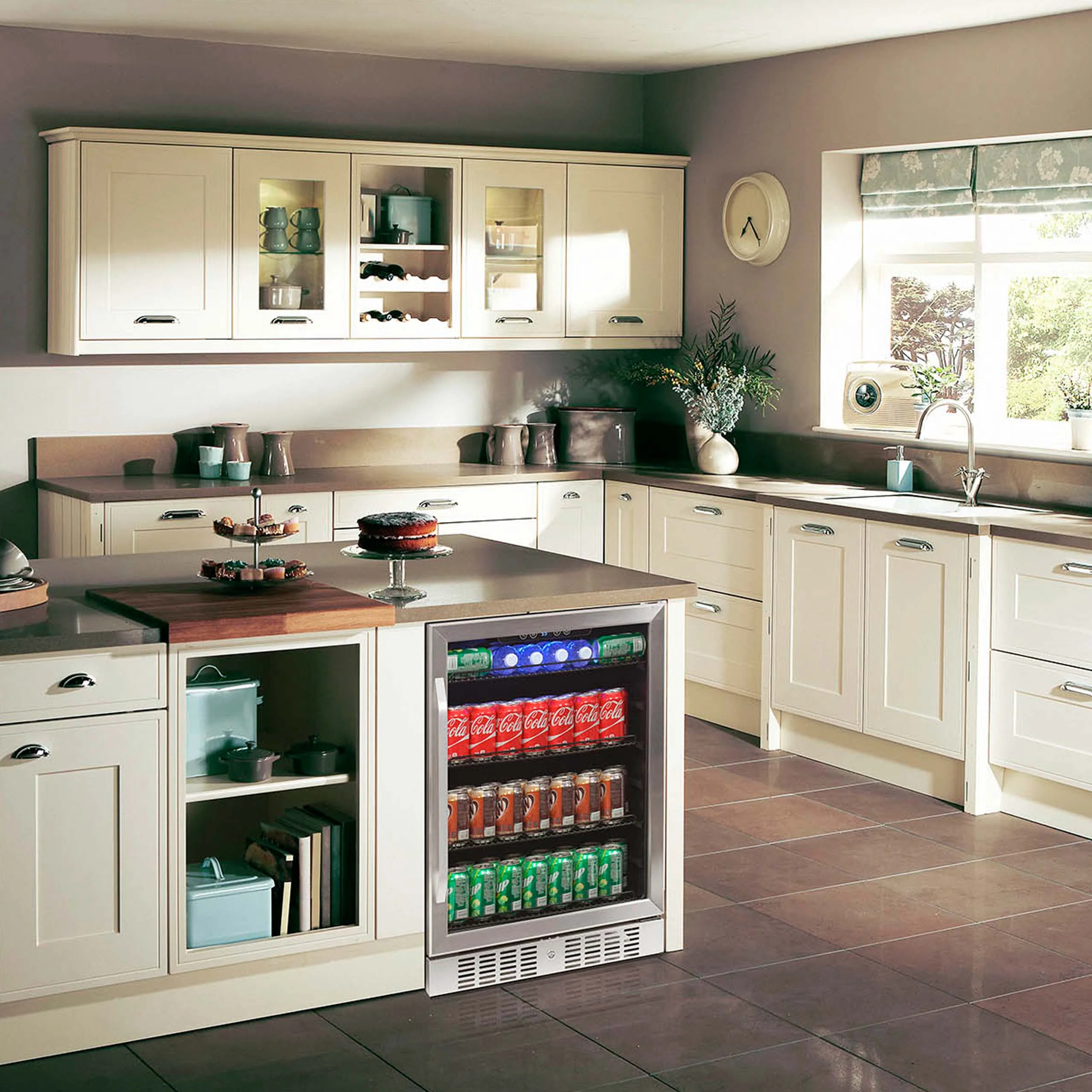 2025 Newair® Refrigerador de Bebidas Empotrable de Acero Inoxidable – 177 Latas – 24