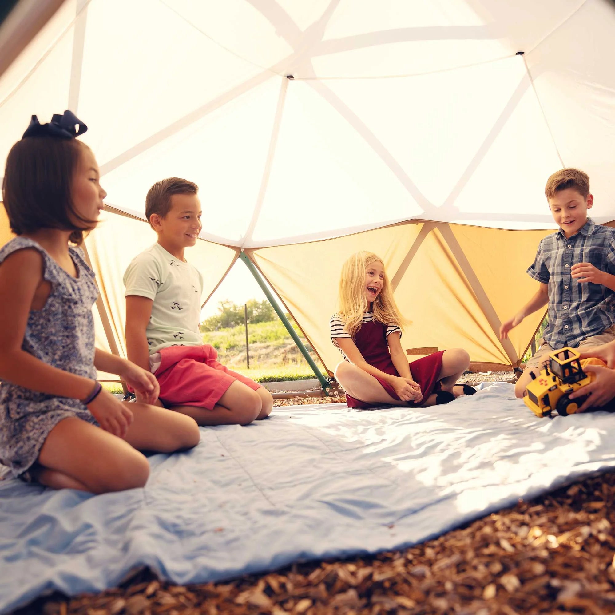 Lifetime Cúpula para Escalar al Aire Libre para Niños, 5 pies de Alto x 10 pies de Ancho con Dosel, Verde y Marrón (90612)