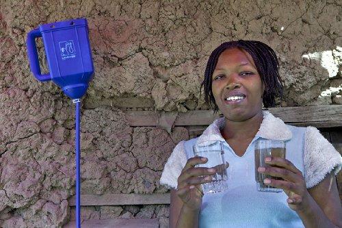 LifeStraw Family 1.0 Purificador de Agua Portátil de Gravedad para Preparación de Emergencias y Camping