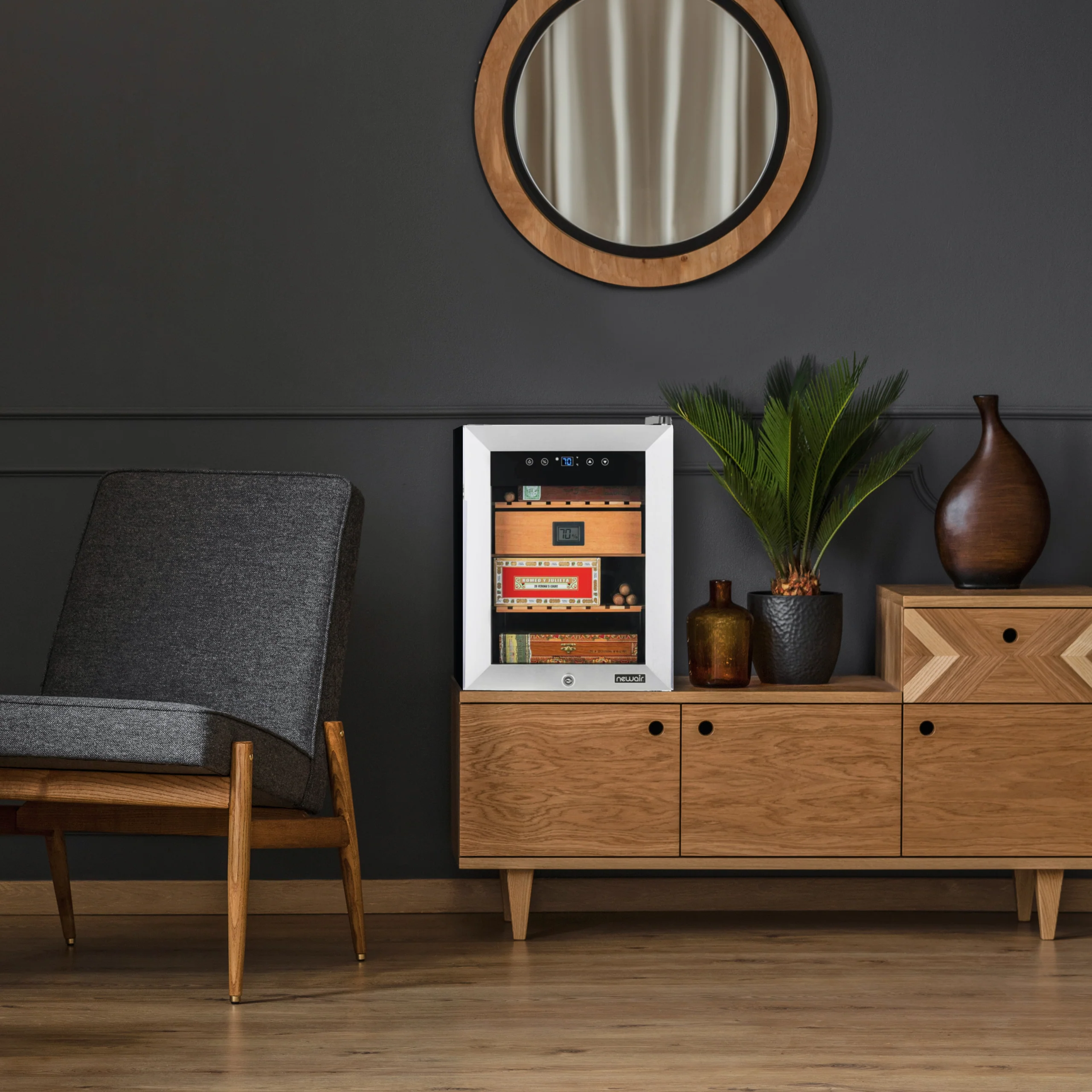 2025 Humidor eléctrico para puros Newair® con Opti-Temp™, capacidad para 250 puros