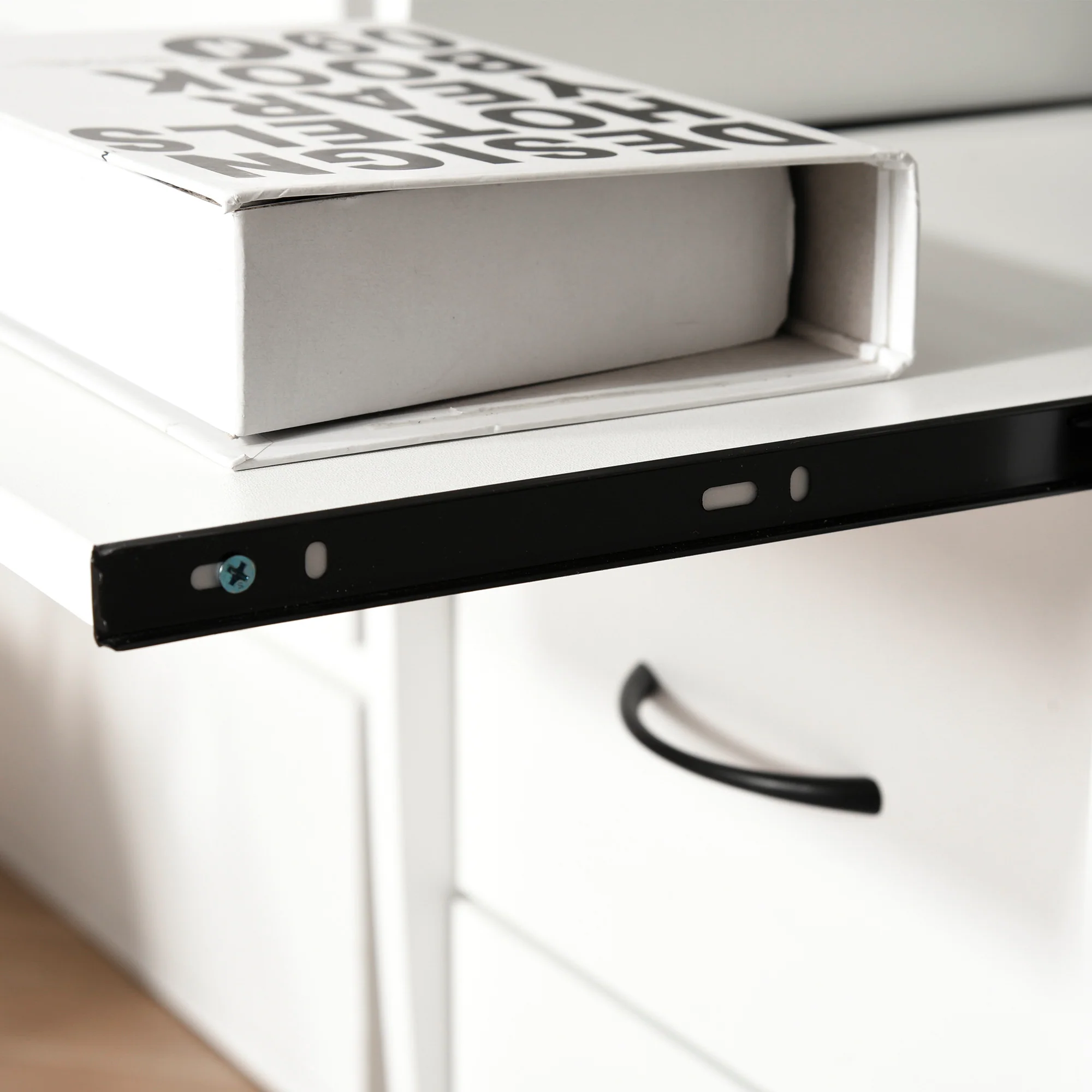 Escritorio de Ordenador para Oficina – Mesa de PC con Cajón para Teclado, Estante Deslizante para Escáner, Blanco