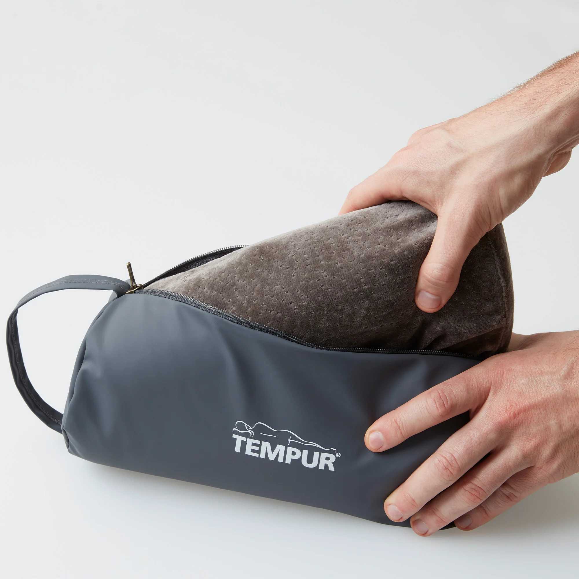 2025 Almohada de viaje TEMPUR Original – Ergonómica y compacta para desplazamientos – Con funda de transporte – 25 x 31 cm – Tejido lavable a 60 °C