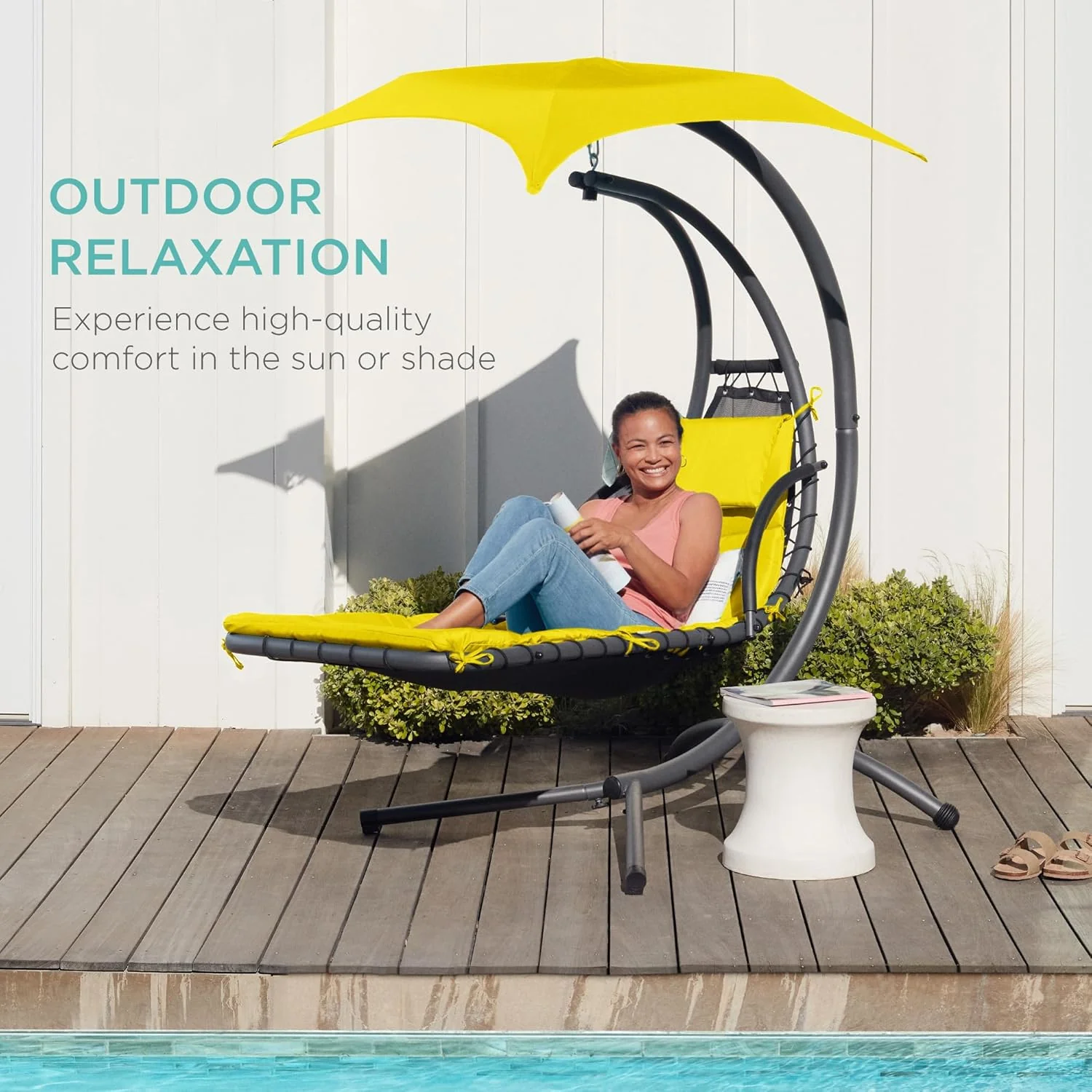 Chaise Longue Suspendue de Exterior Best Choice Products – Silla Balancín Curvada de Acero con Cojín Integrado y Toldo Desmontable – Gris Carbón