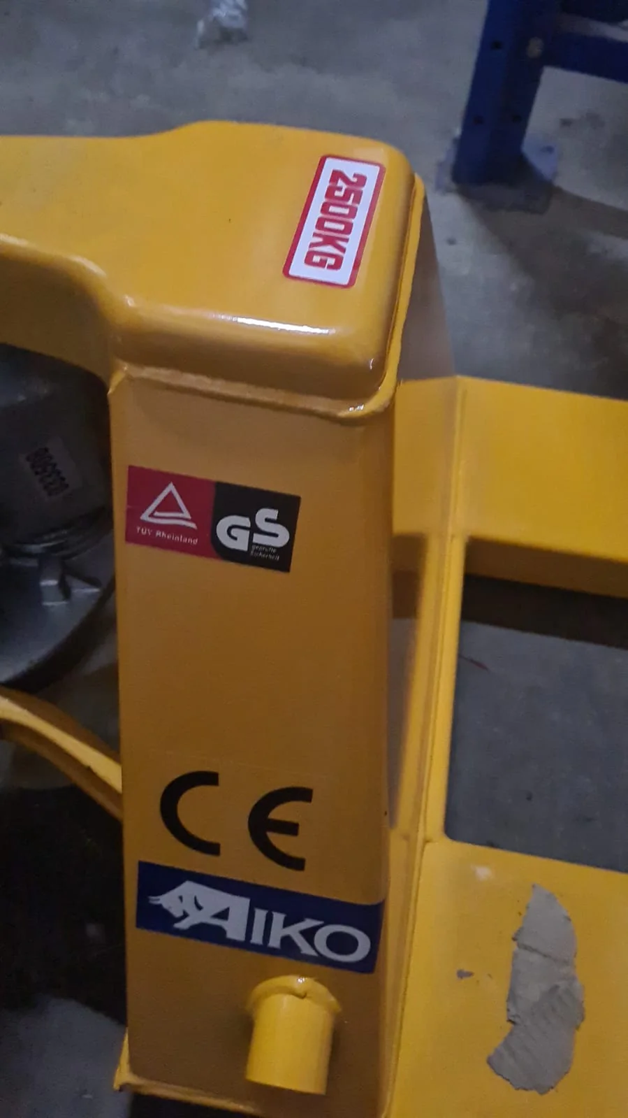 2025 Transpaleta Manual Ultraplana Aiko 2,5 Toneladas, 540 x 900 mm, Ruedas de Nylon Simples | Modelo: PT-W2.5N-540/900