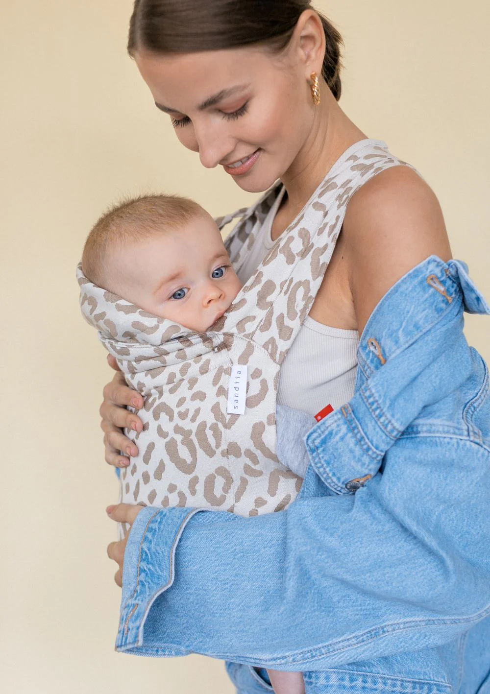 2025 Portabebé 'Tiimeless' Leodiia Sand