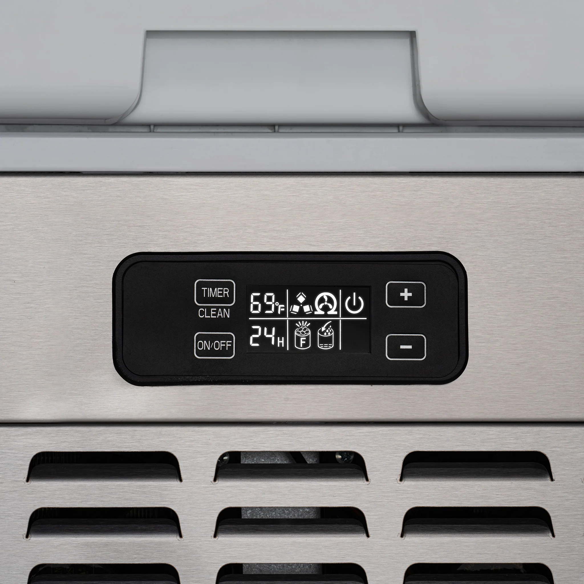 2025 Máquina de Hielo en Trozos Newair 15” Empotrable – 66 lb/día – Acero Inoxidable