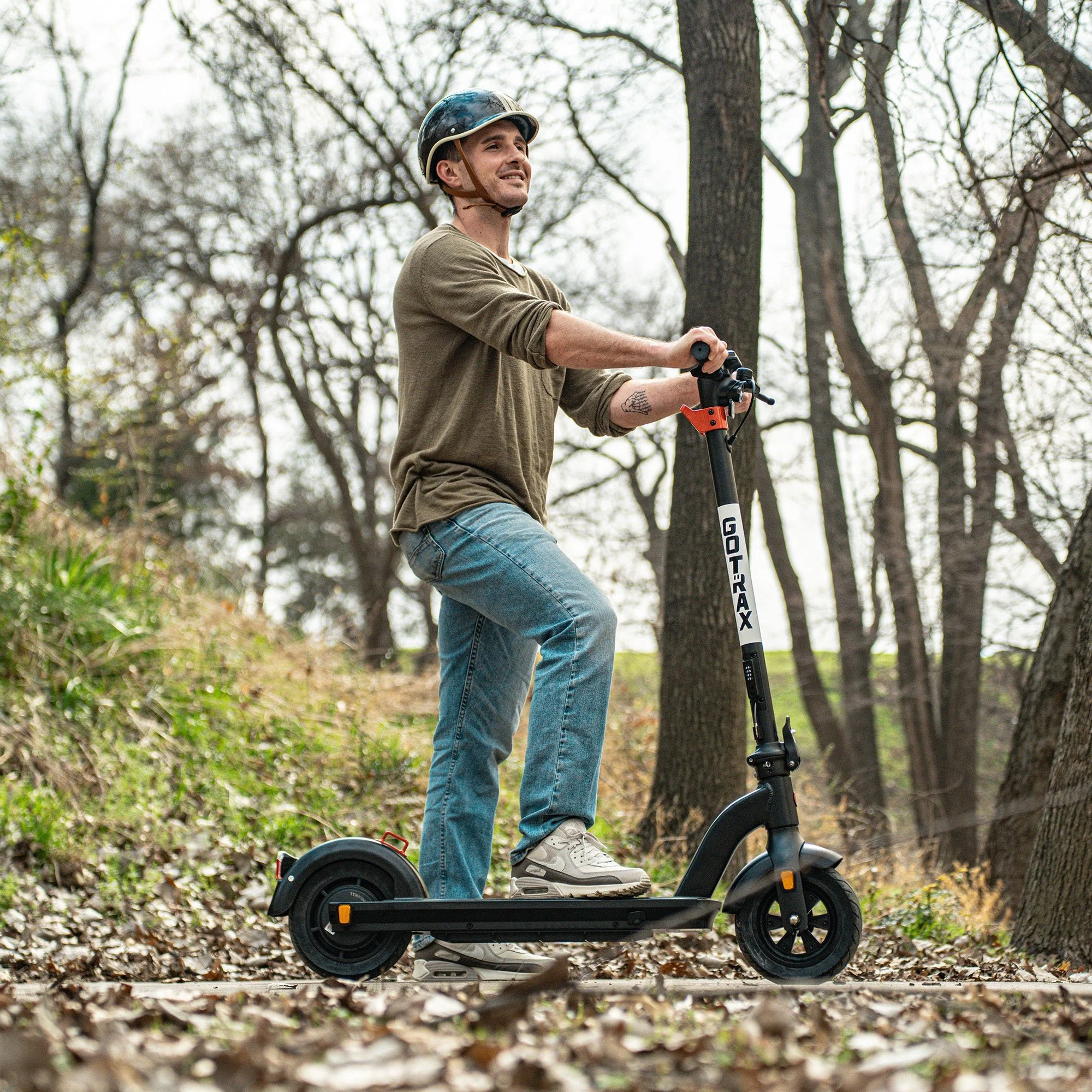 2025 GoTrax G4 Patinete Eléctrico para Adultos – Patinete Plegable Potente con Larga Autonomía
