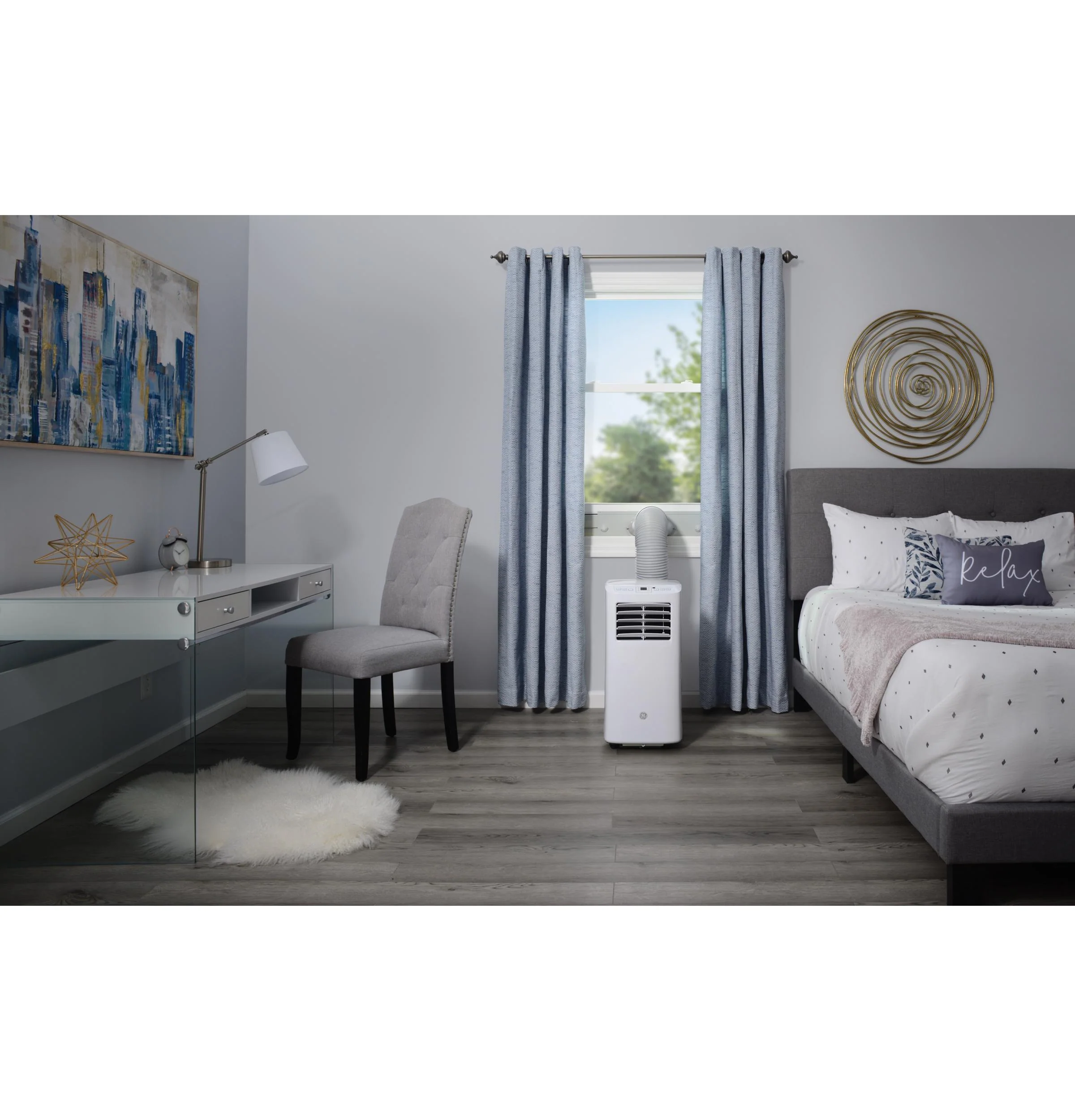 2025 GE Appliances APFD05JASW – Aire Acondicionado Portátil de 5 100 BTU con Deshumidificador y Control Remoto (Blanco)